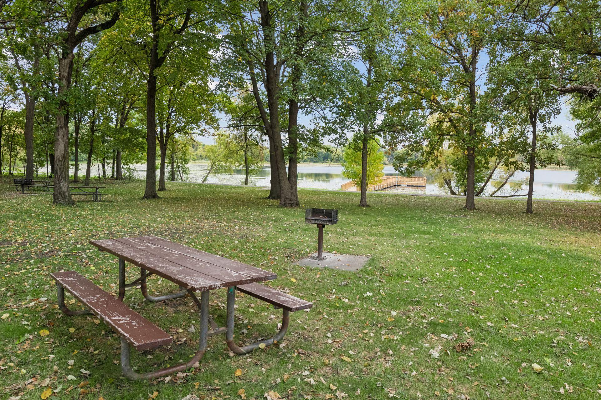 main property photo 99