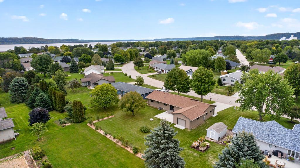 main property photo 47