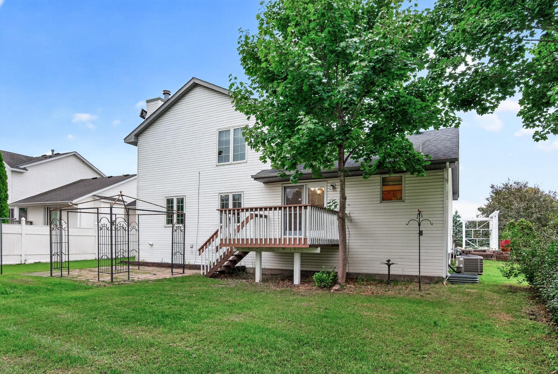 main property photo 27