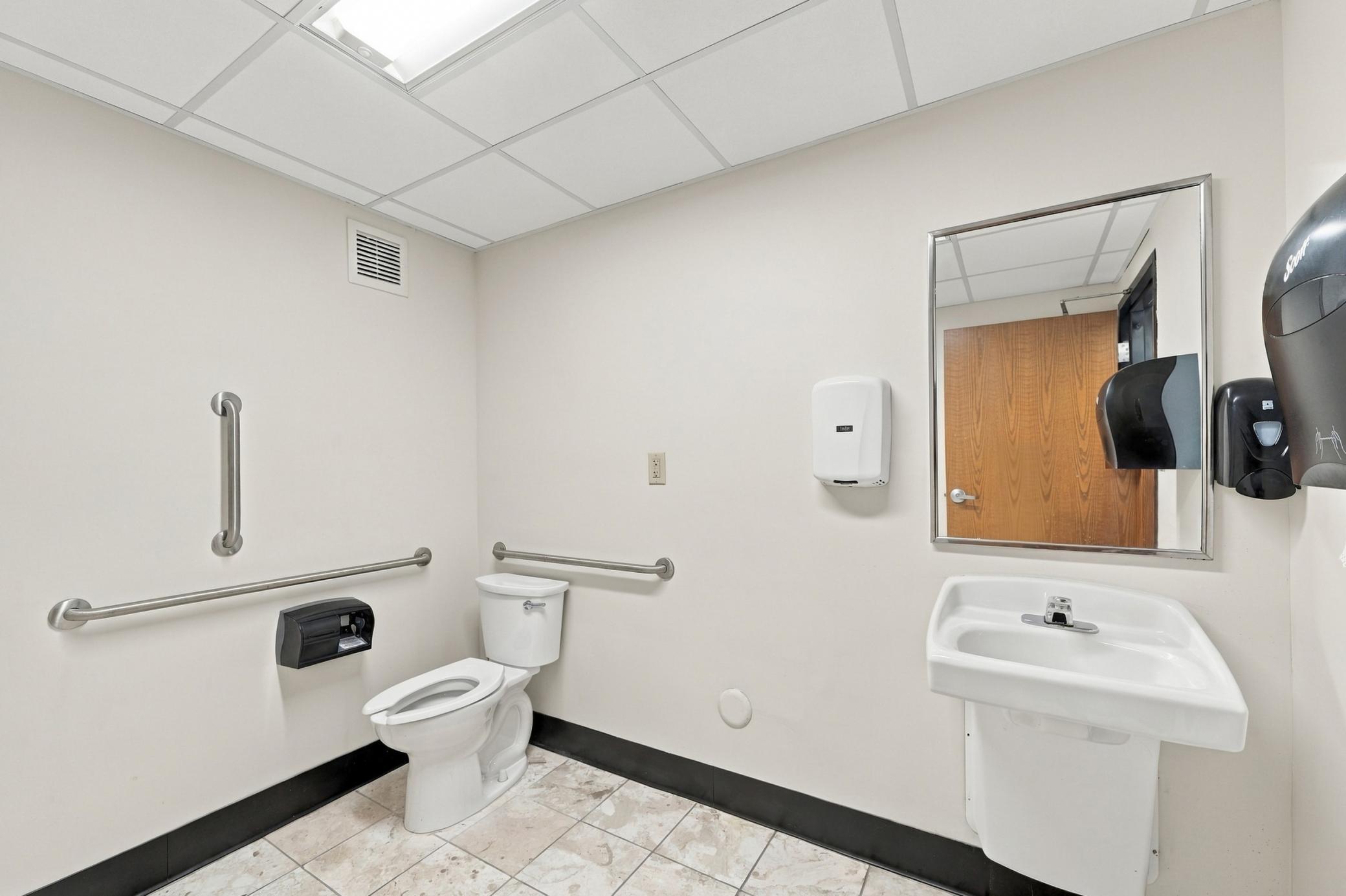 main property photo 39