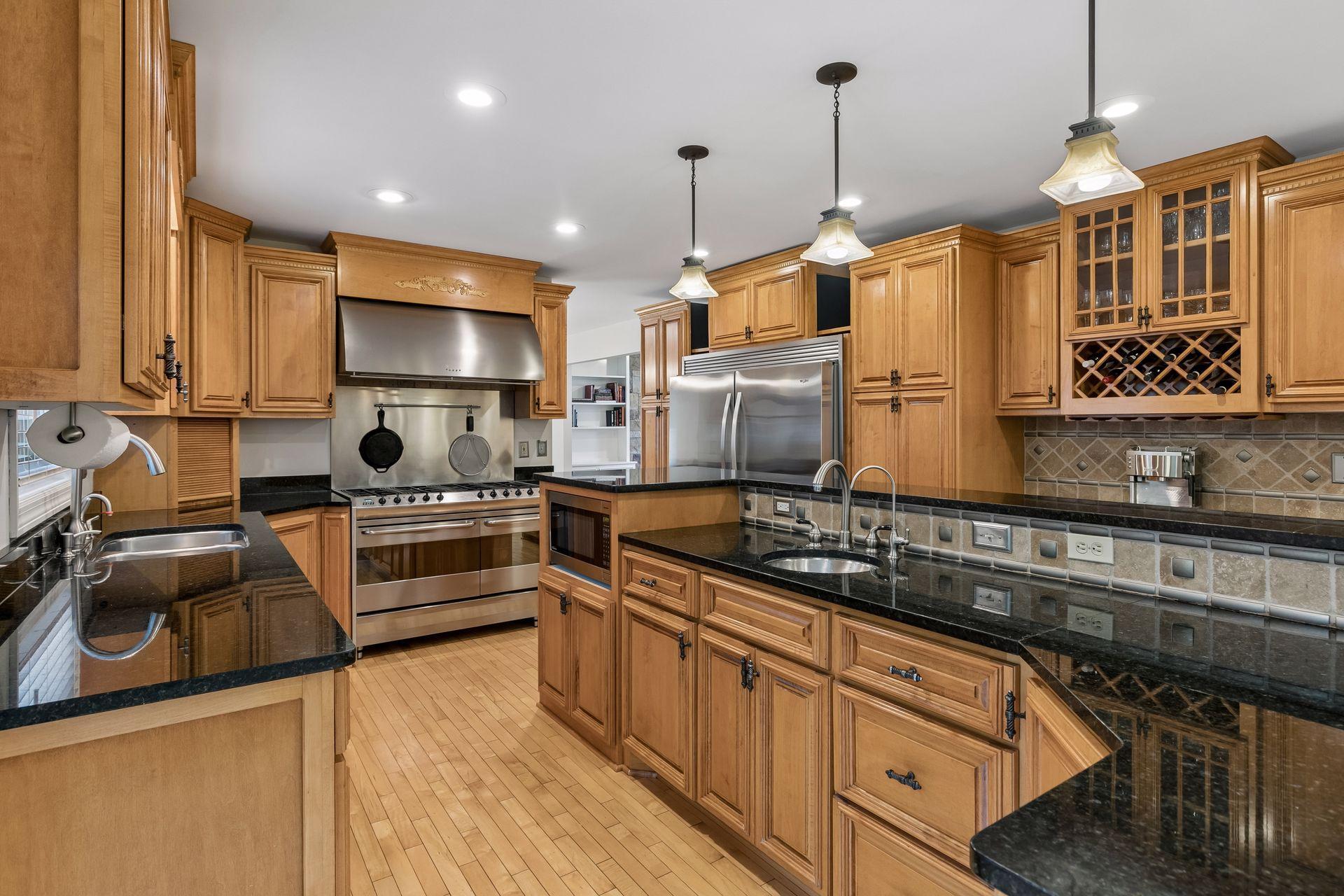 main property photo 8