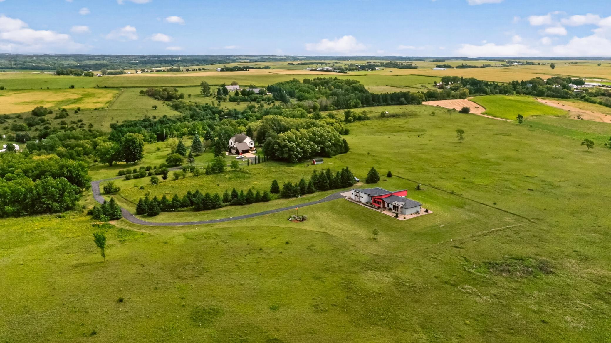 main property photo 11