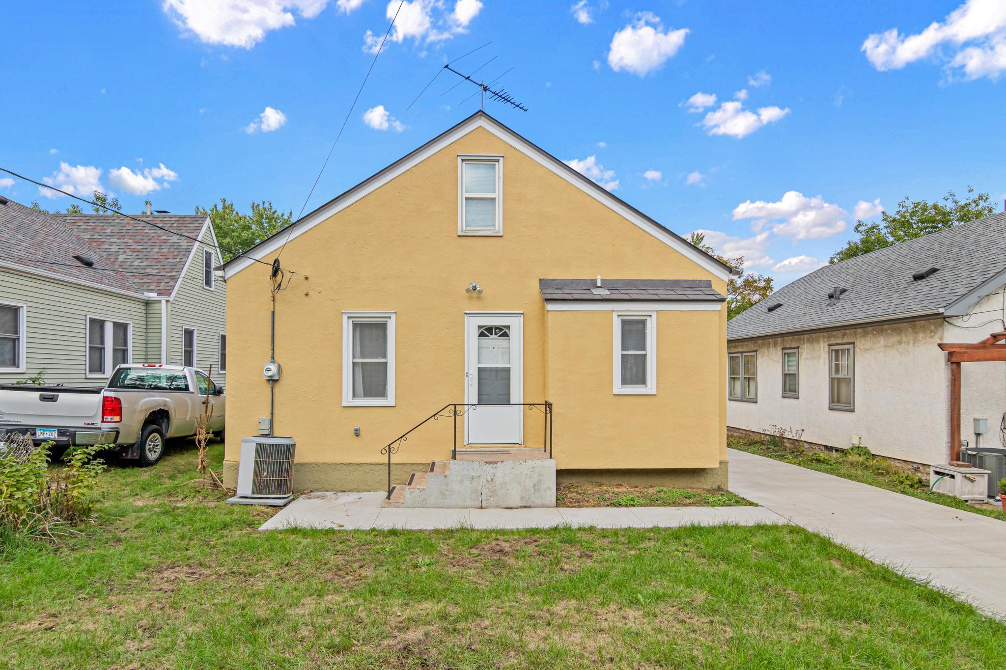 main property photo 24