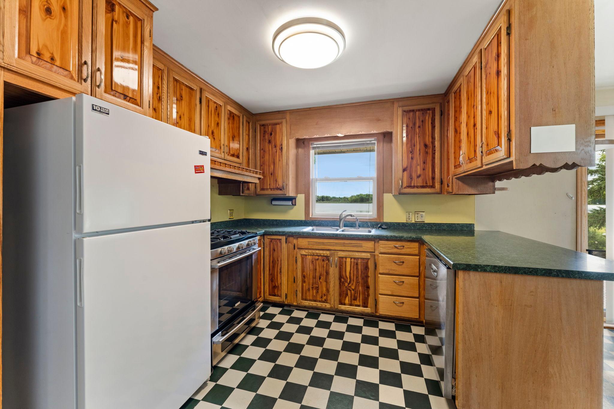 main property photo 21