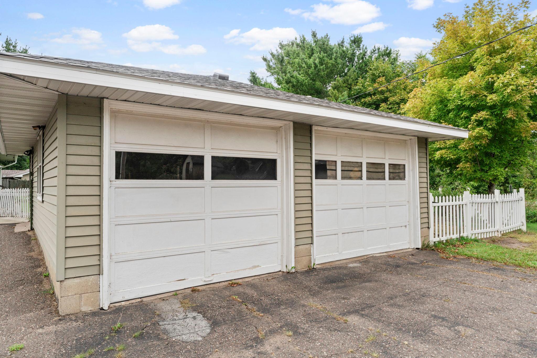 main property photo 59