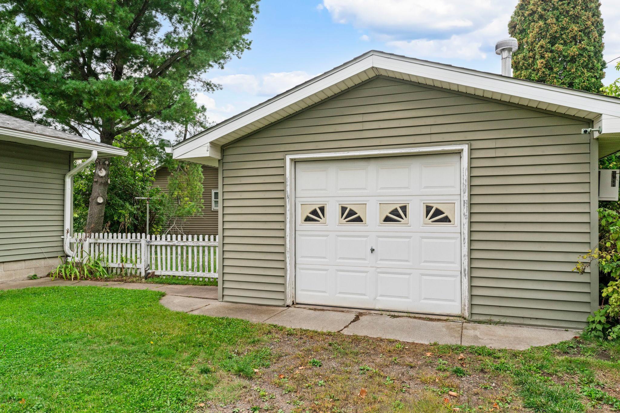 main property photo 66