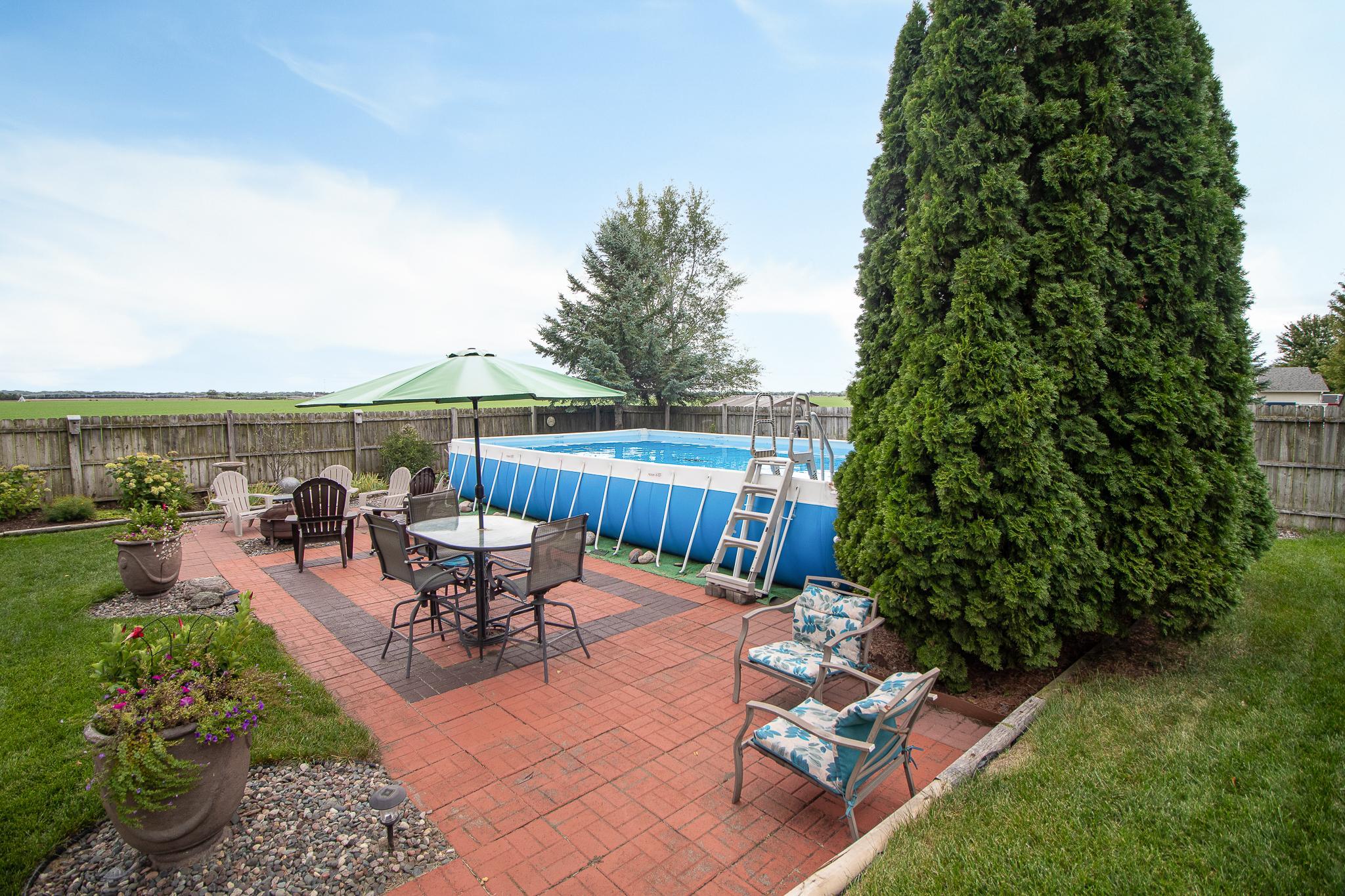 main property photo 40
