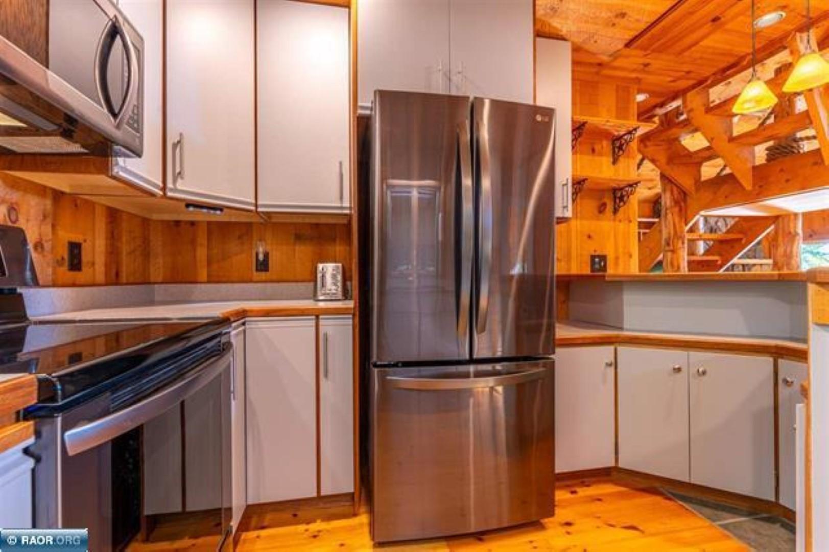 main property photo 12