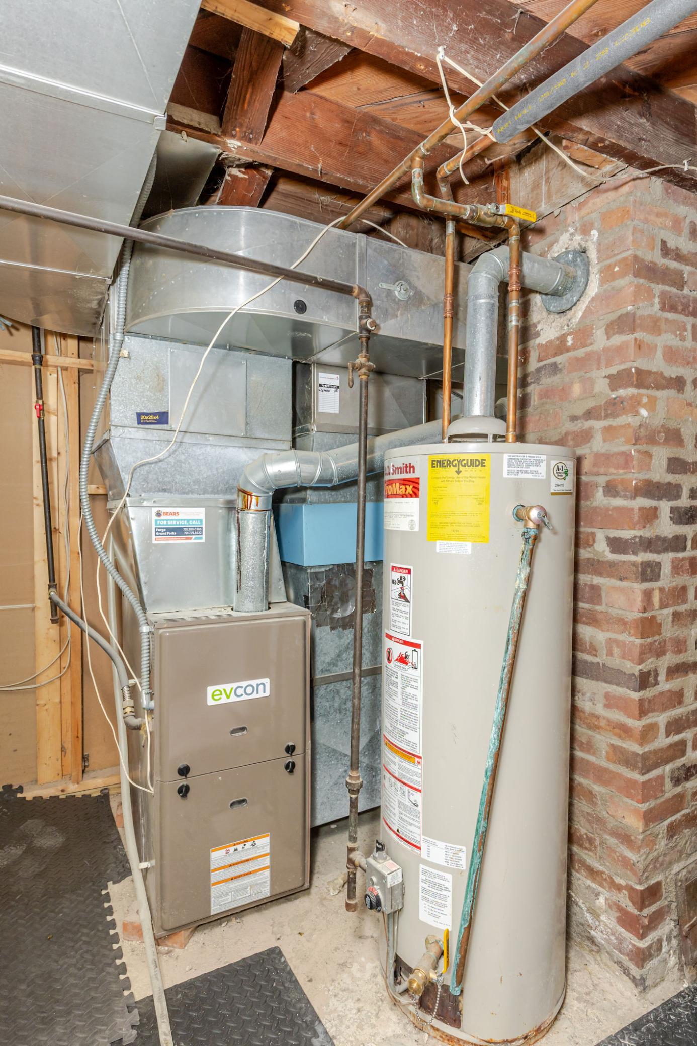 main property photo 34
