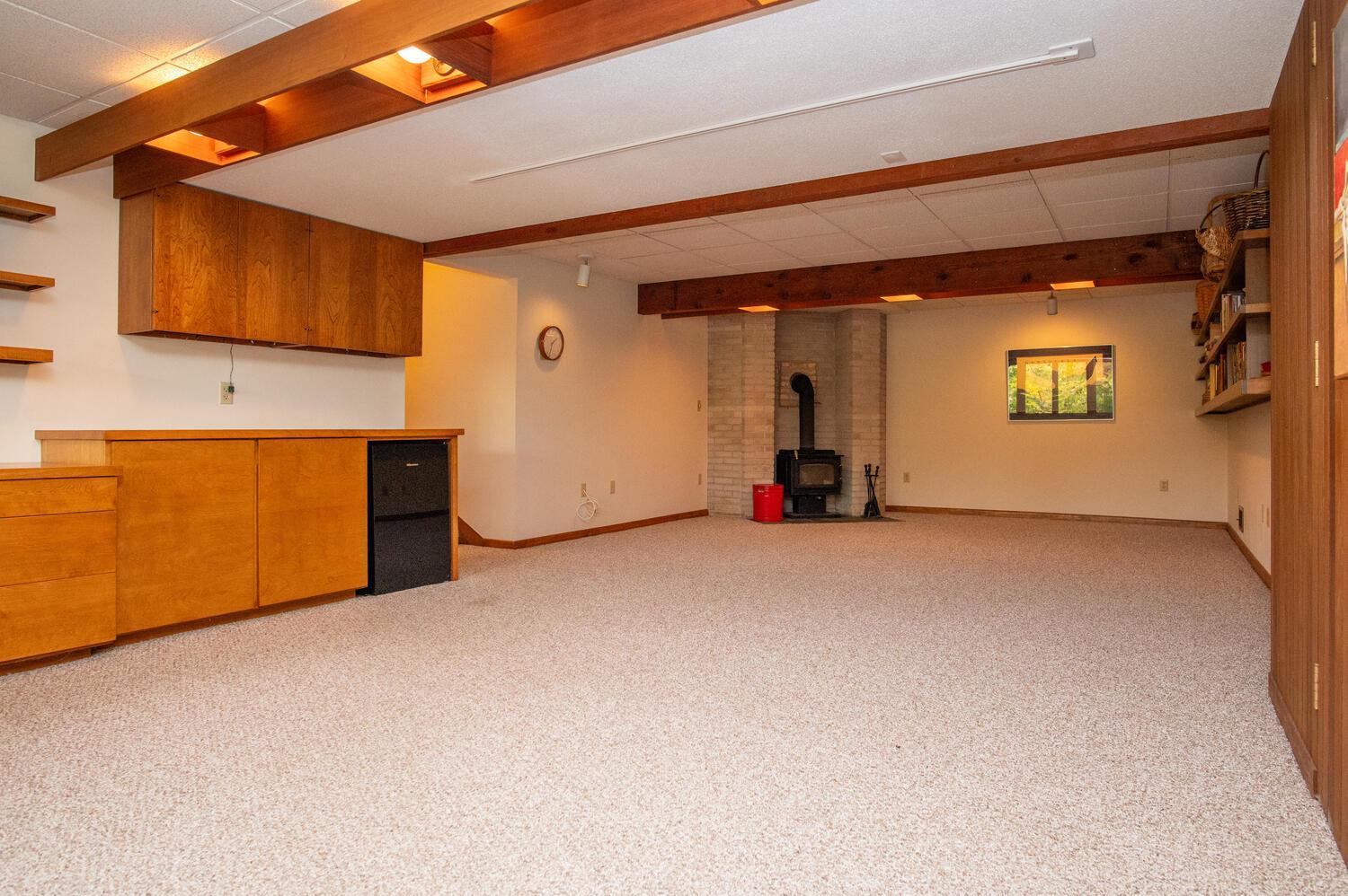 main property photo 60