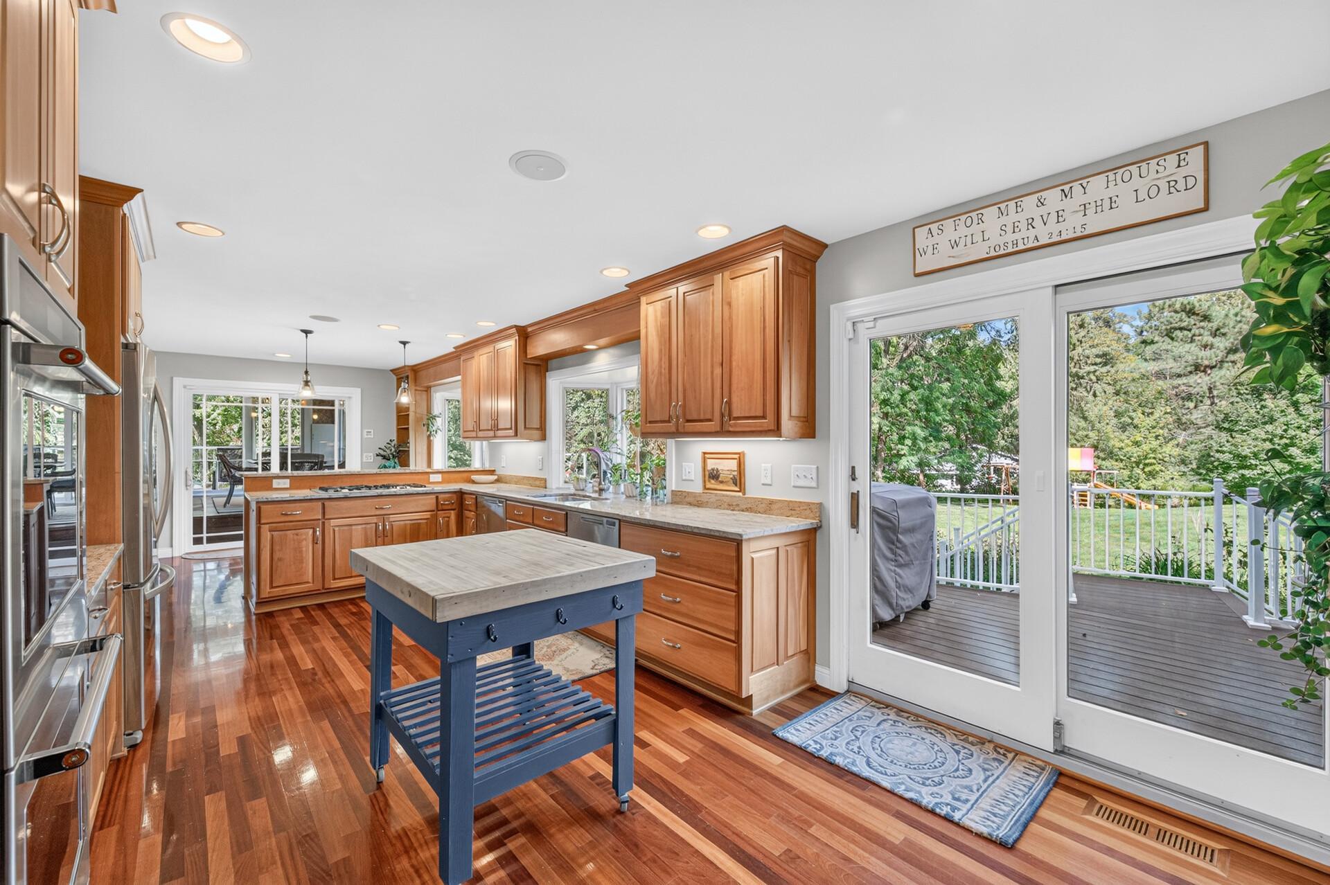 main property photo 12