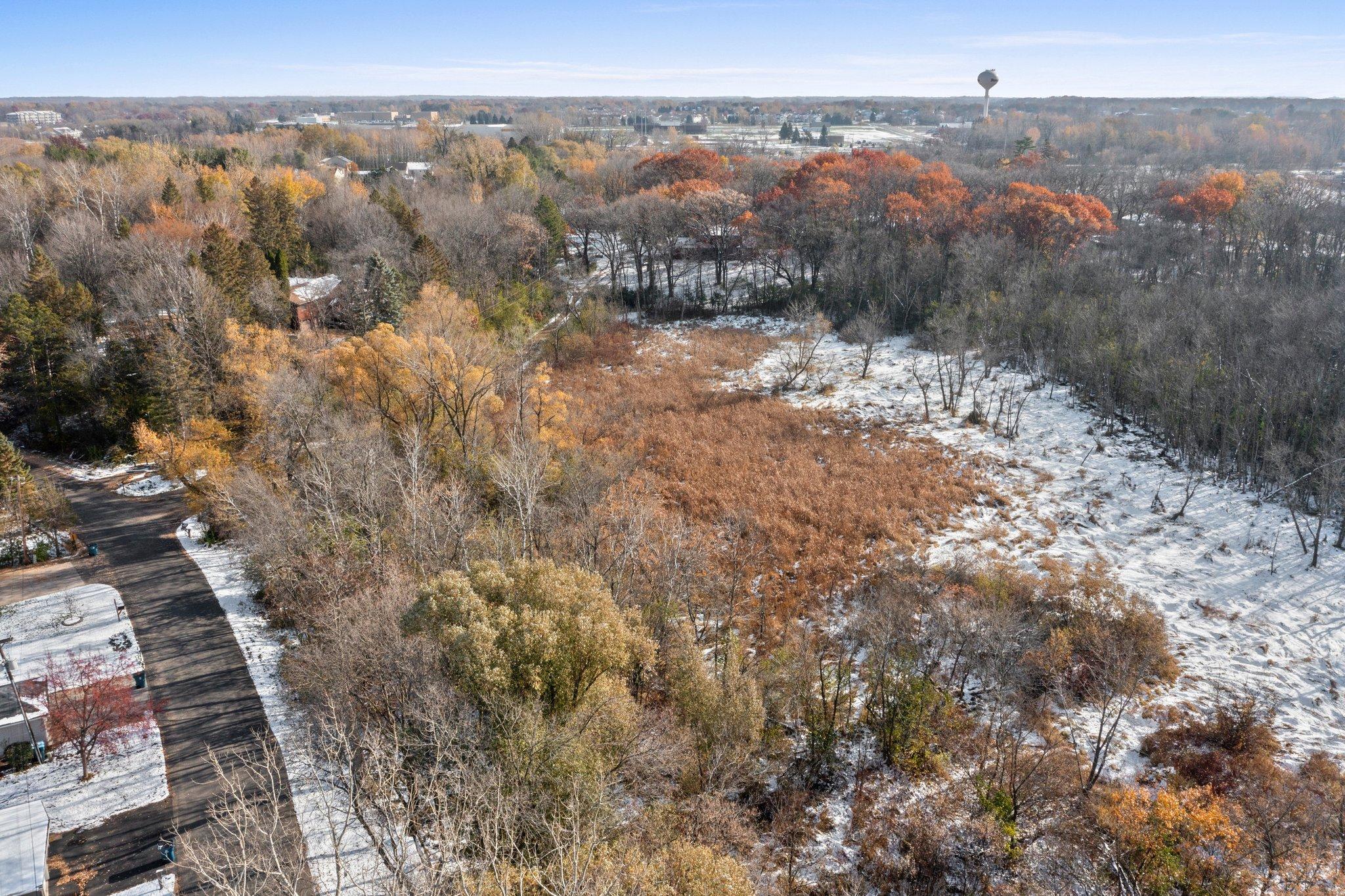 main property photo 20