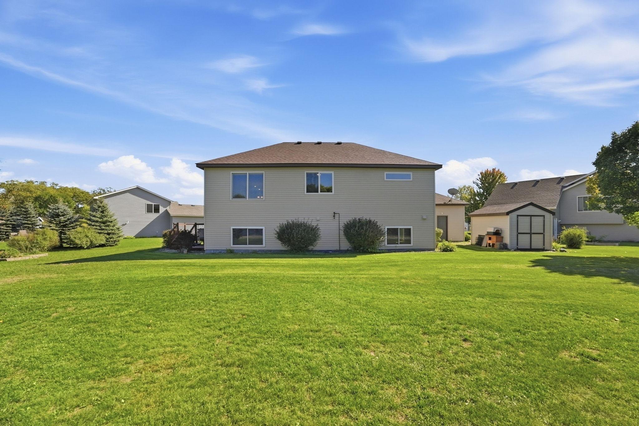 main property photo 41