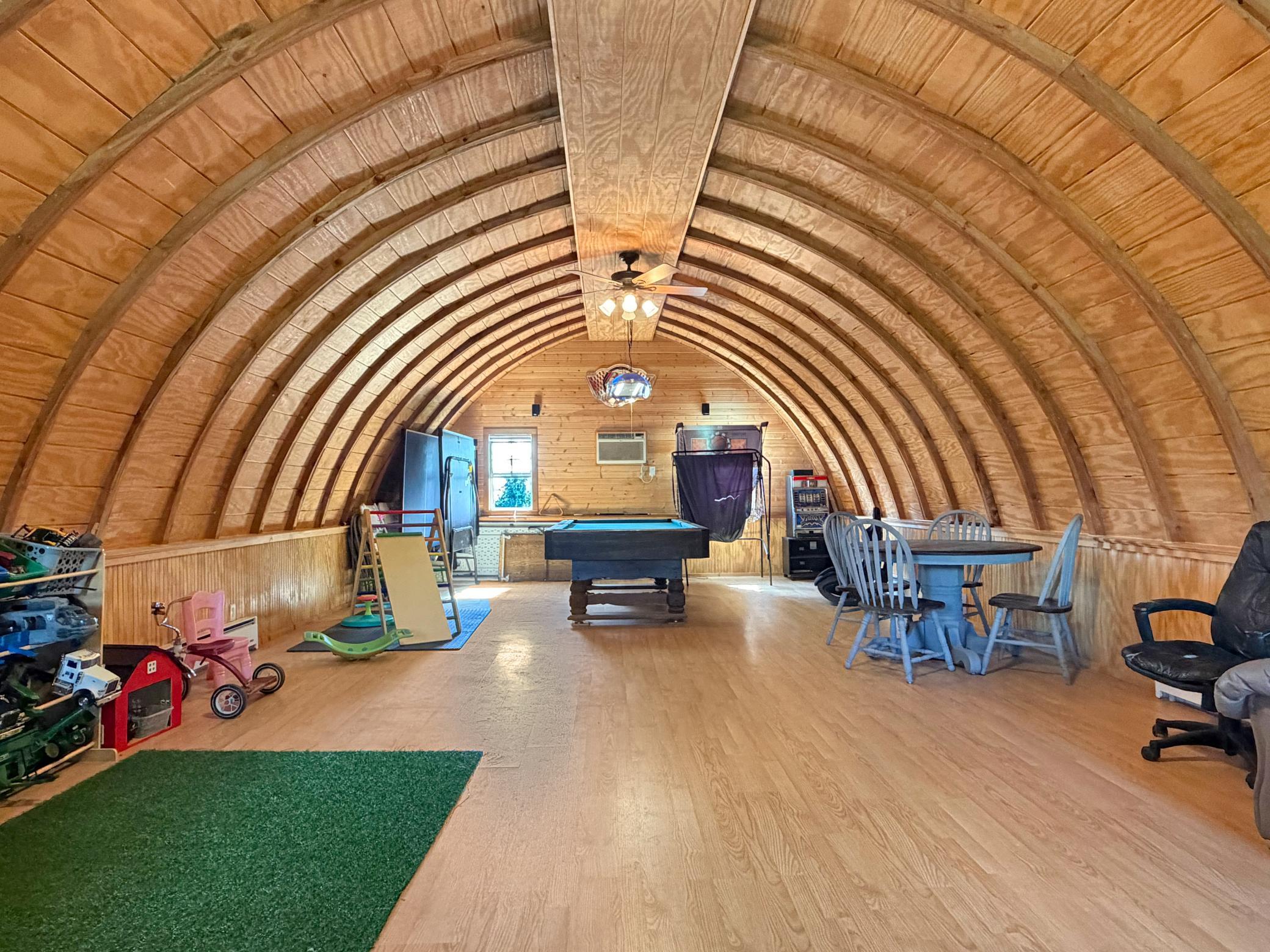 main property photo 40