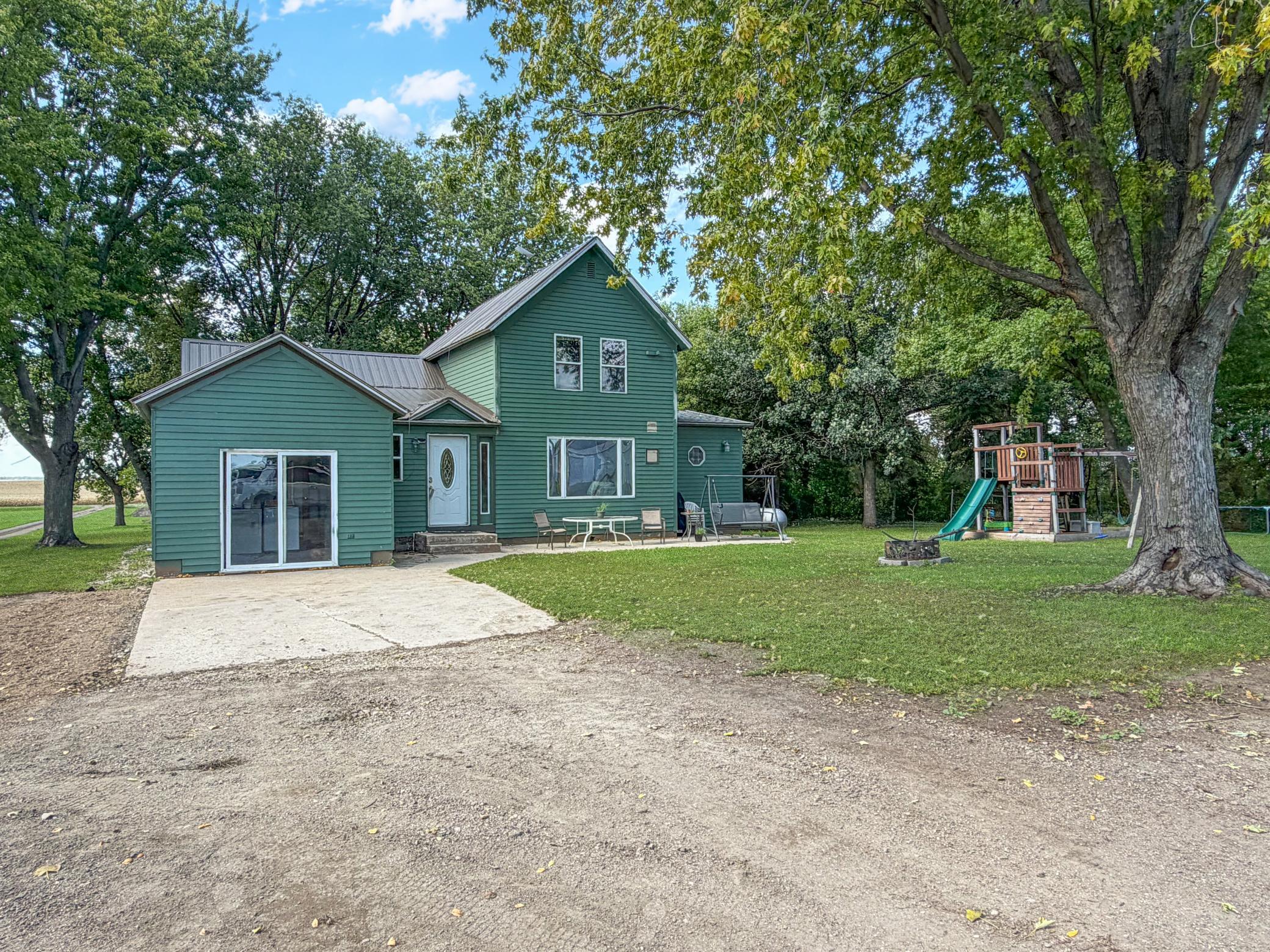 main property photo 5