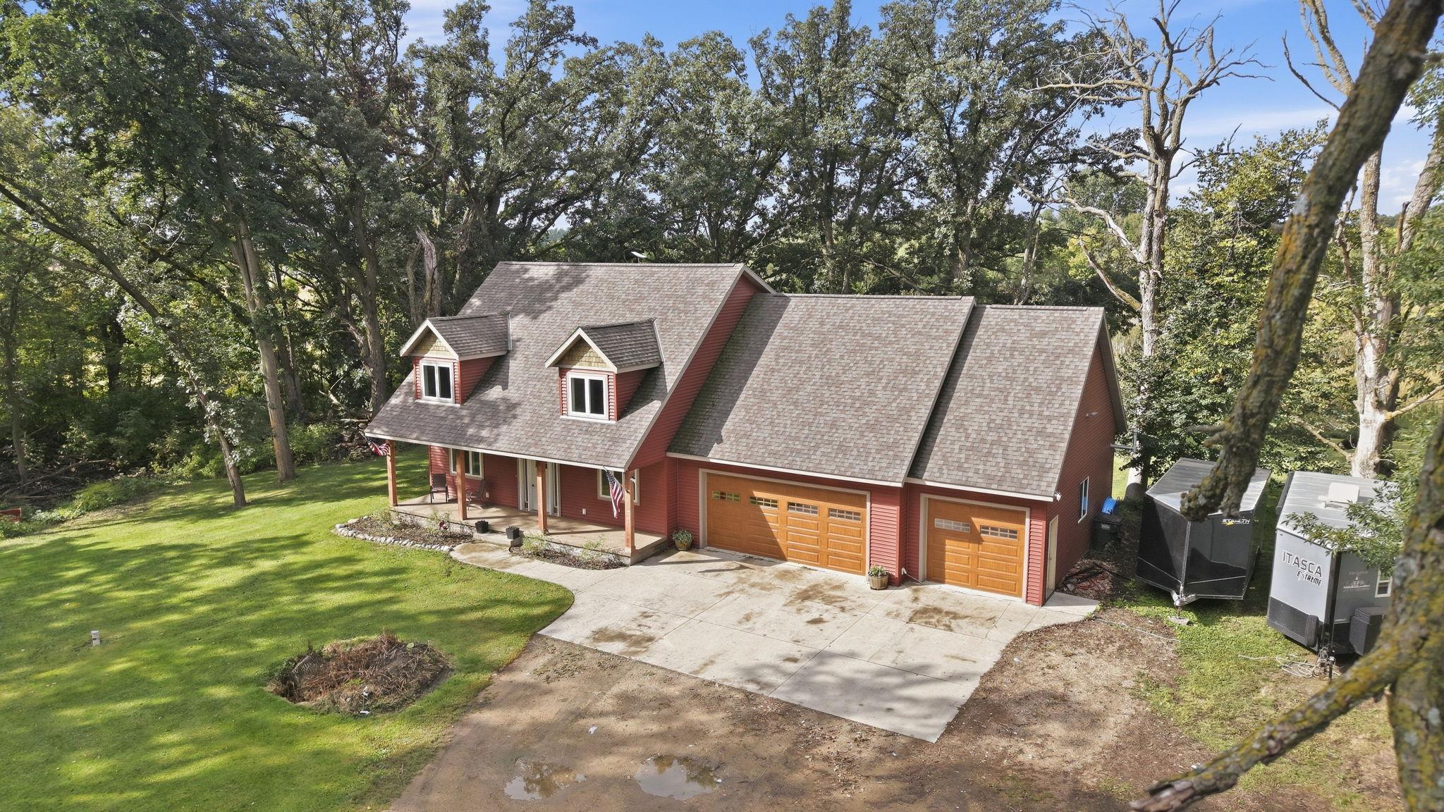 main property photo 49