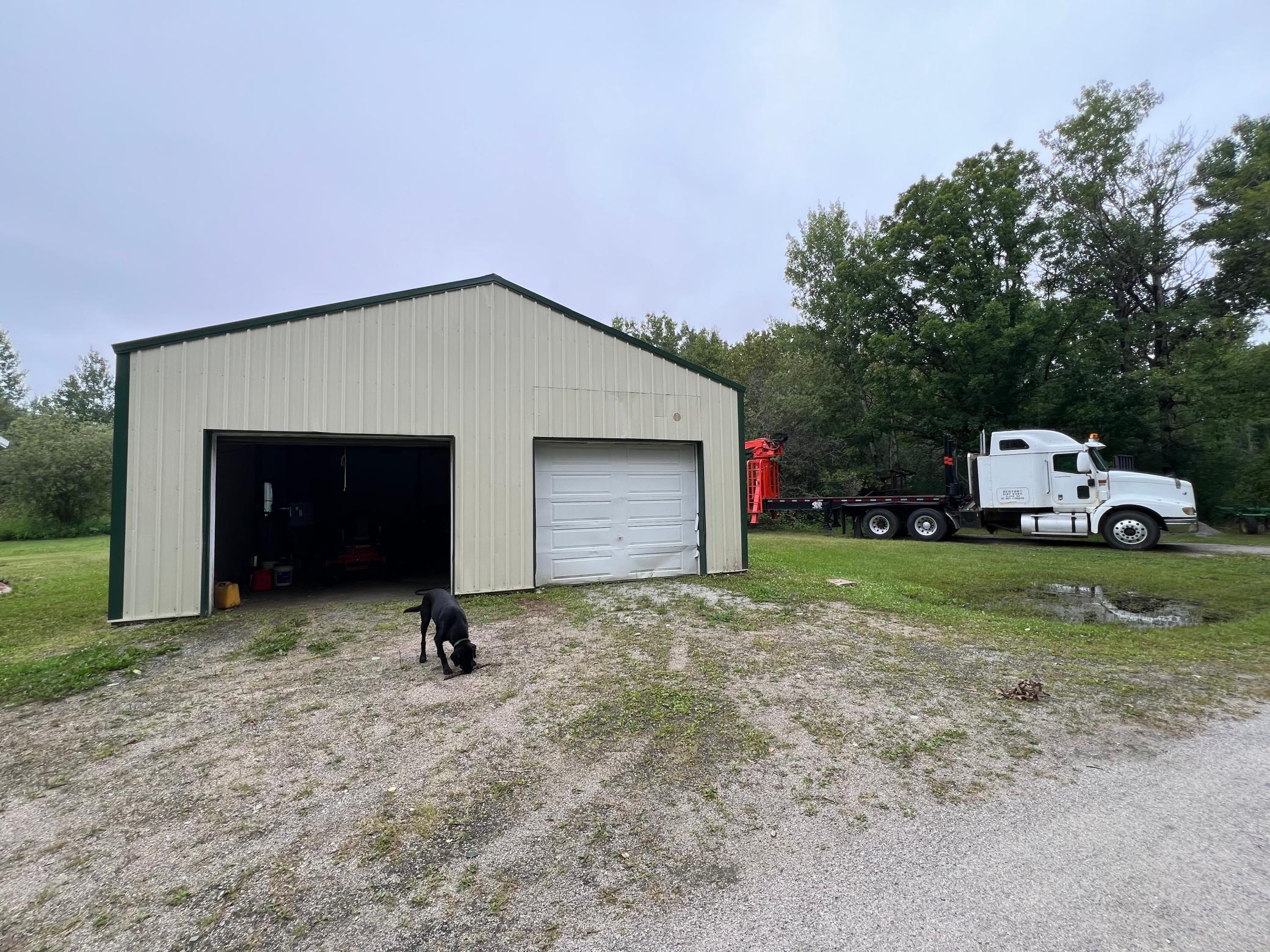 main property photo 34
