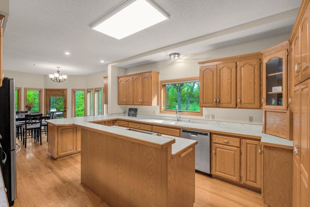 main property photo 5