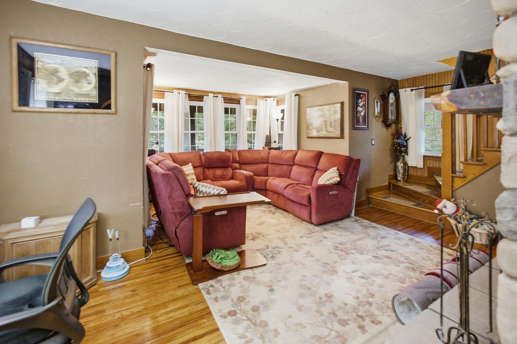 main property photo 14