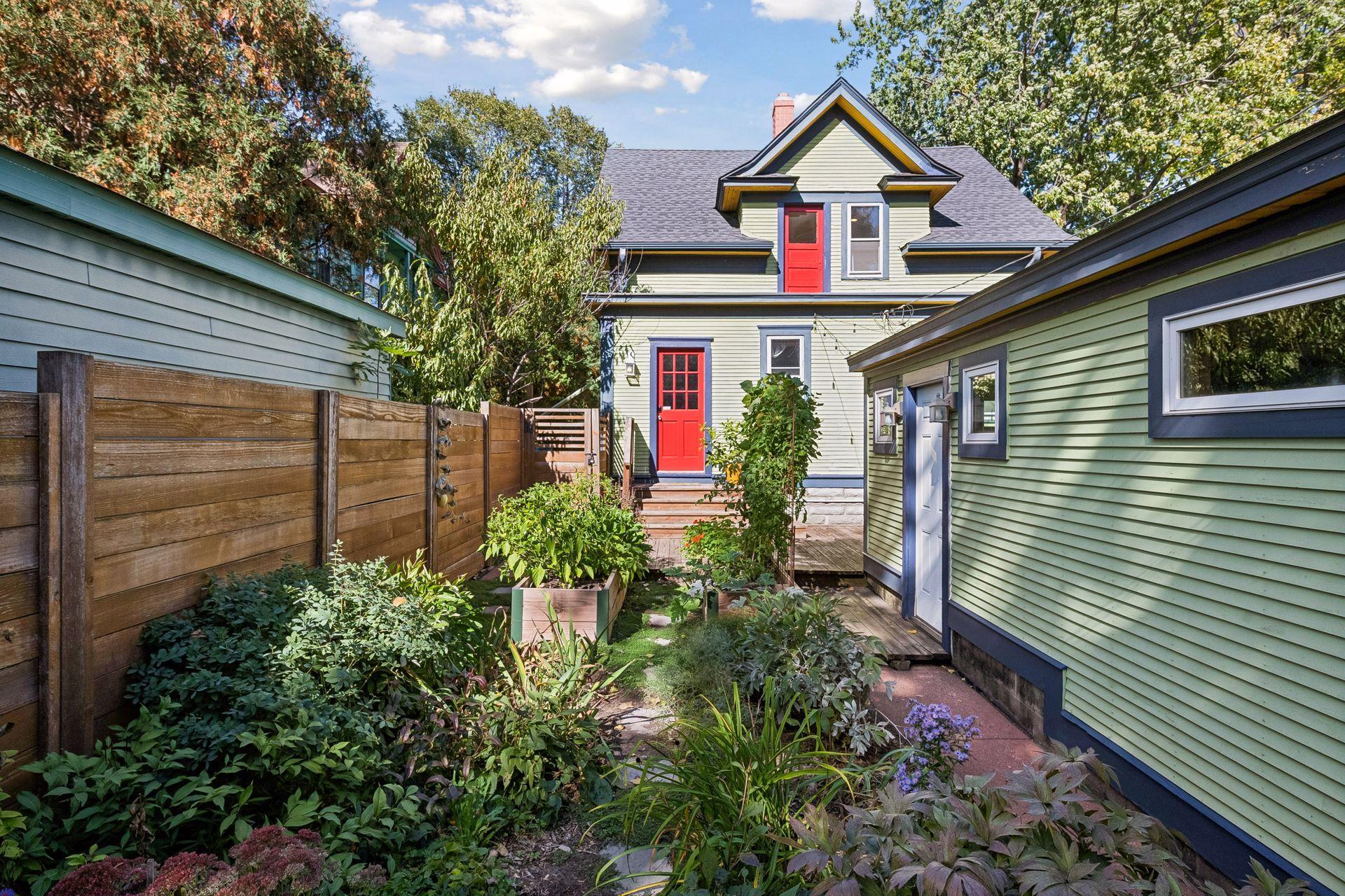 main property photo 58
