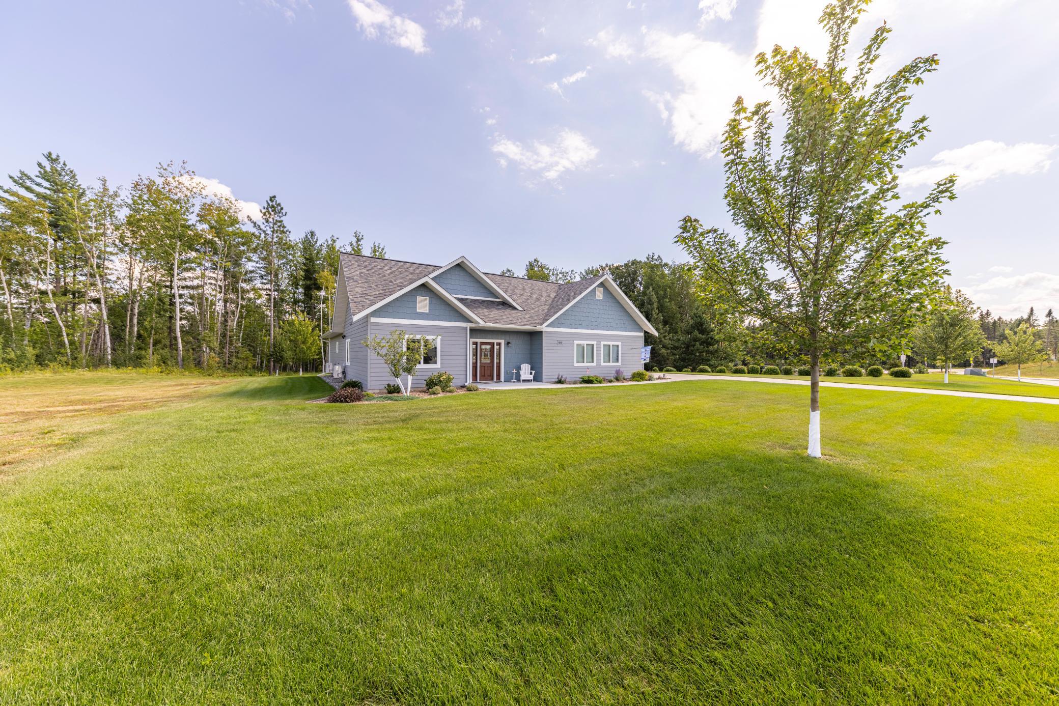 main property photo 3