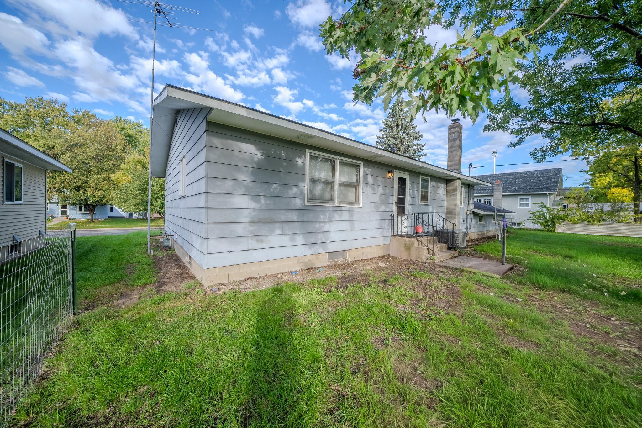 main property photo 26