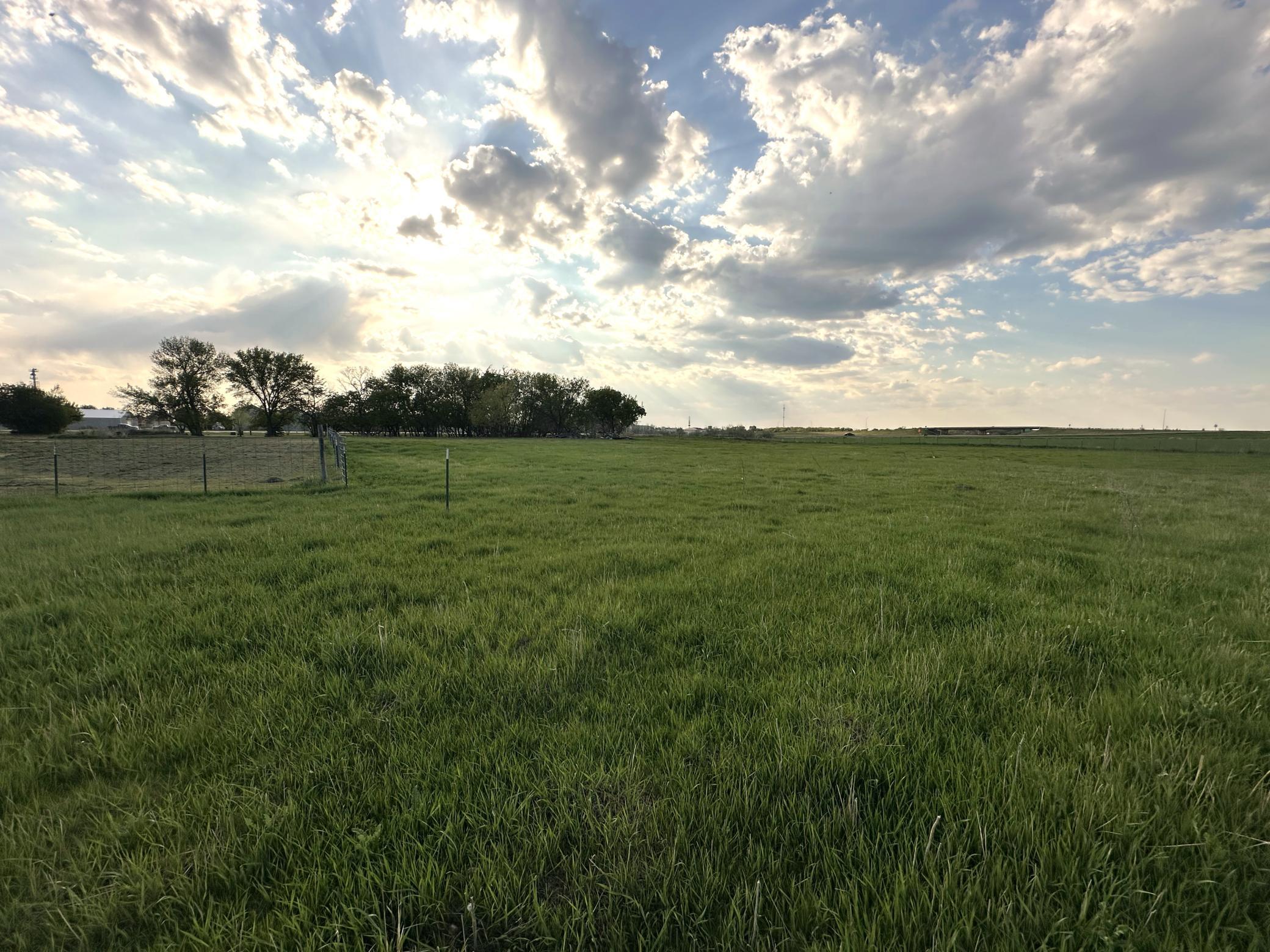 main property photo 7