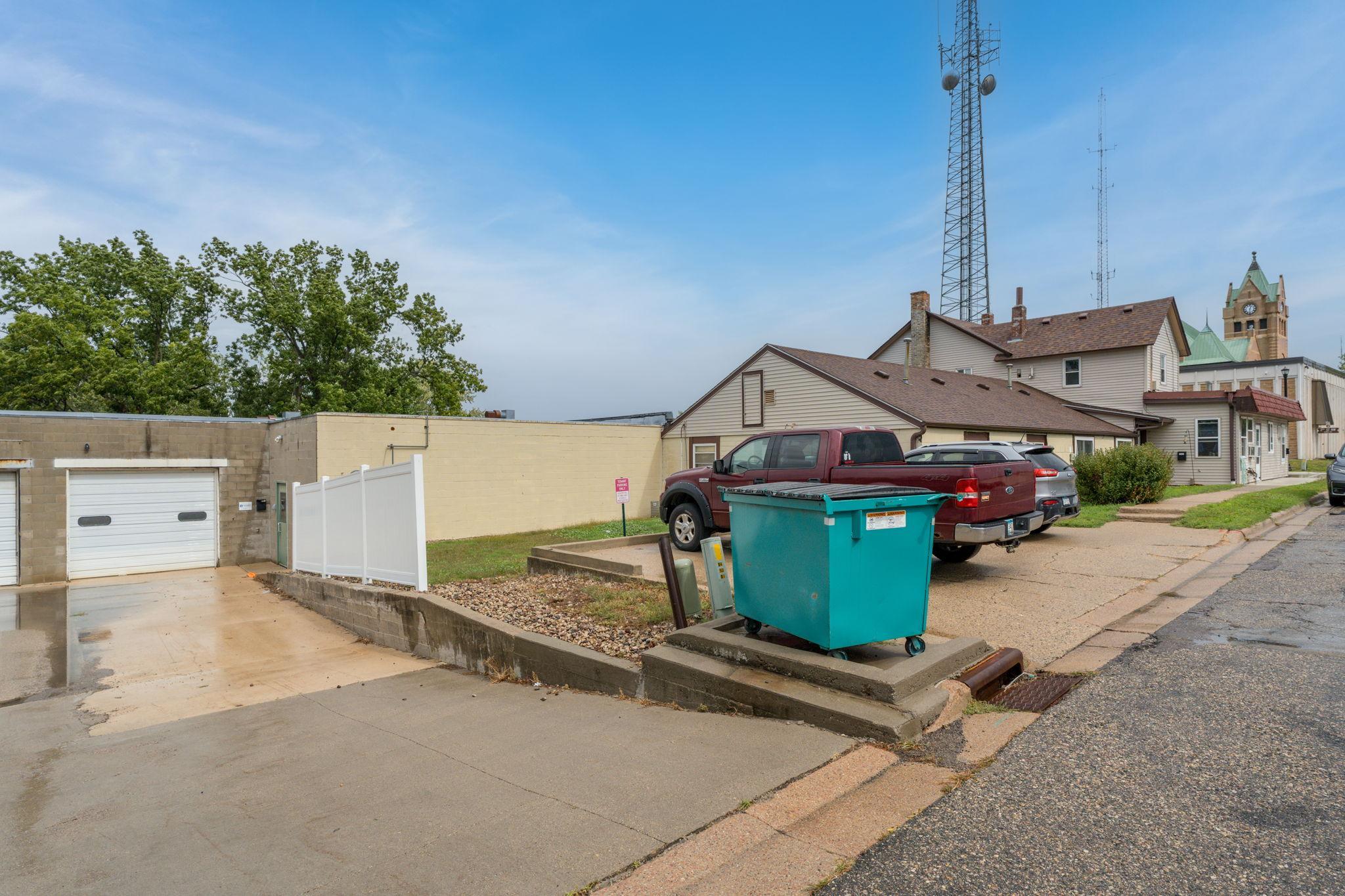 main property photo 34