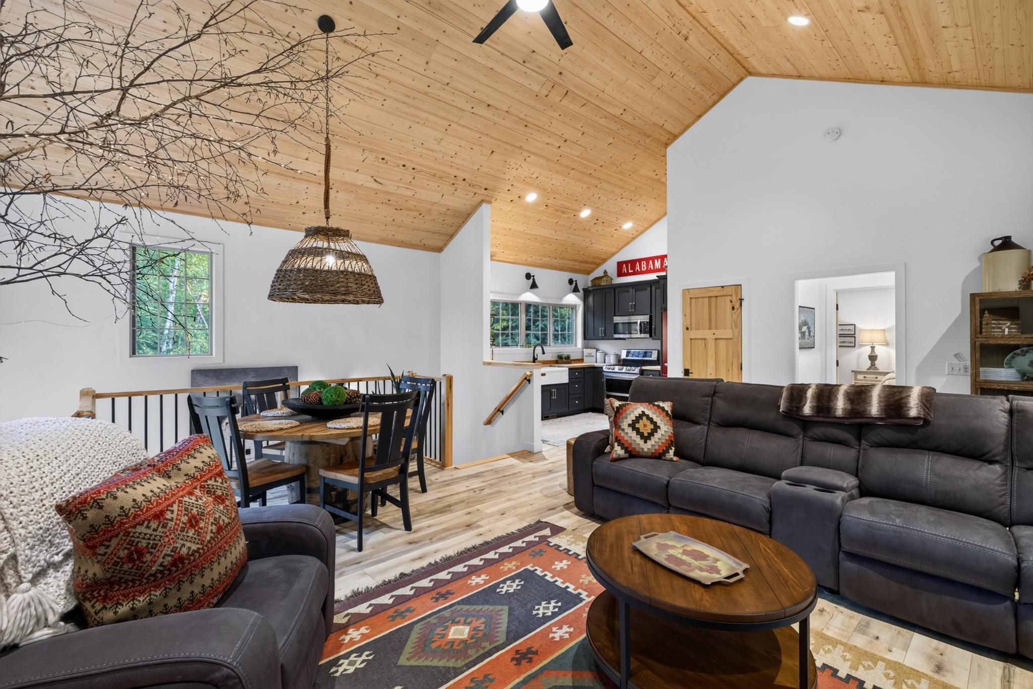 main property photo 89