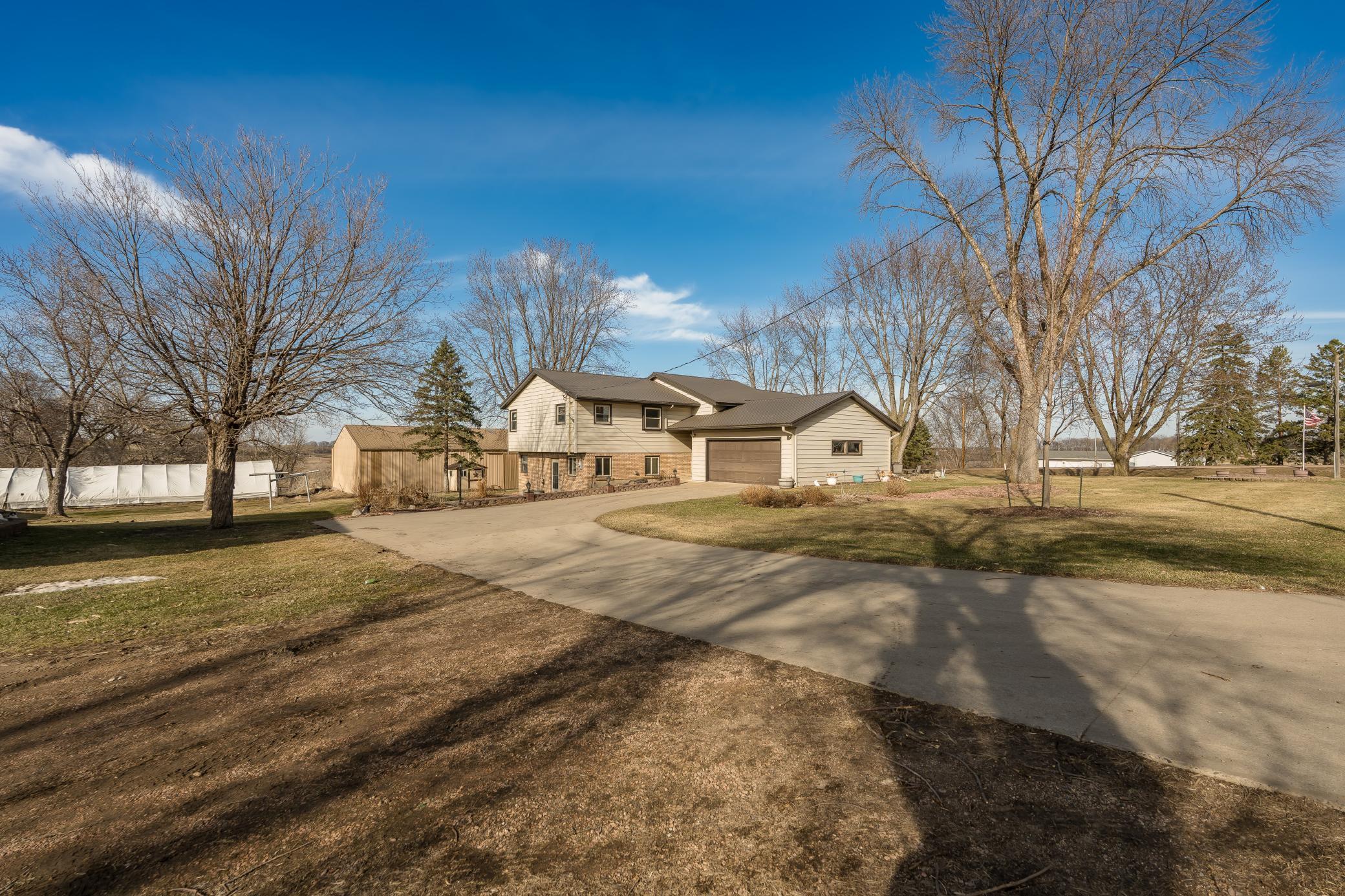 main property photo 49