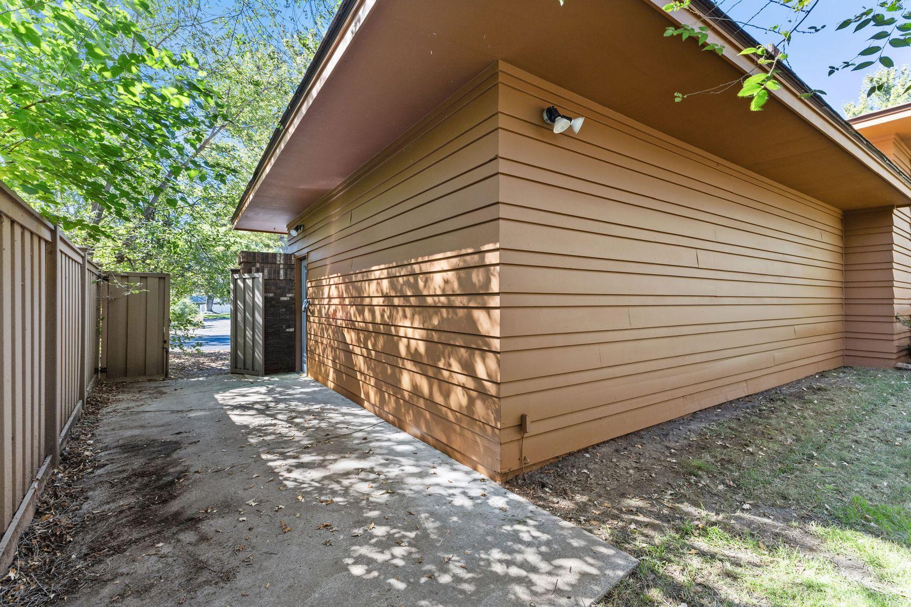 main property photo 69