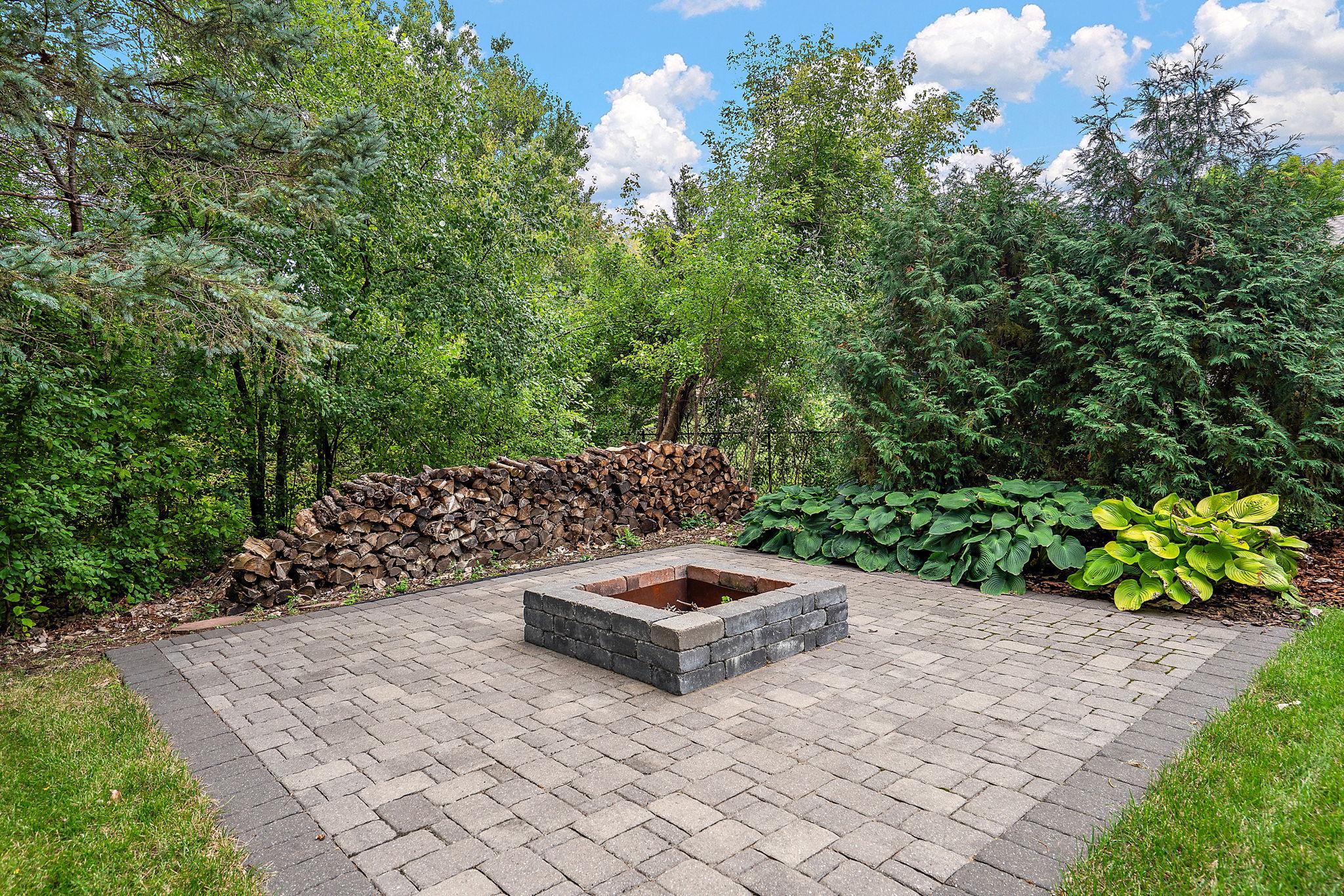 main property photo 50
