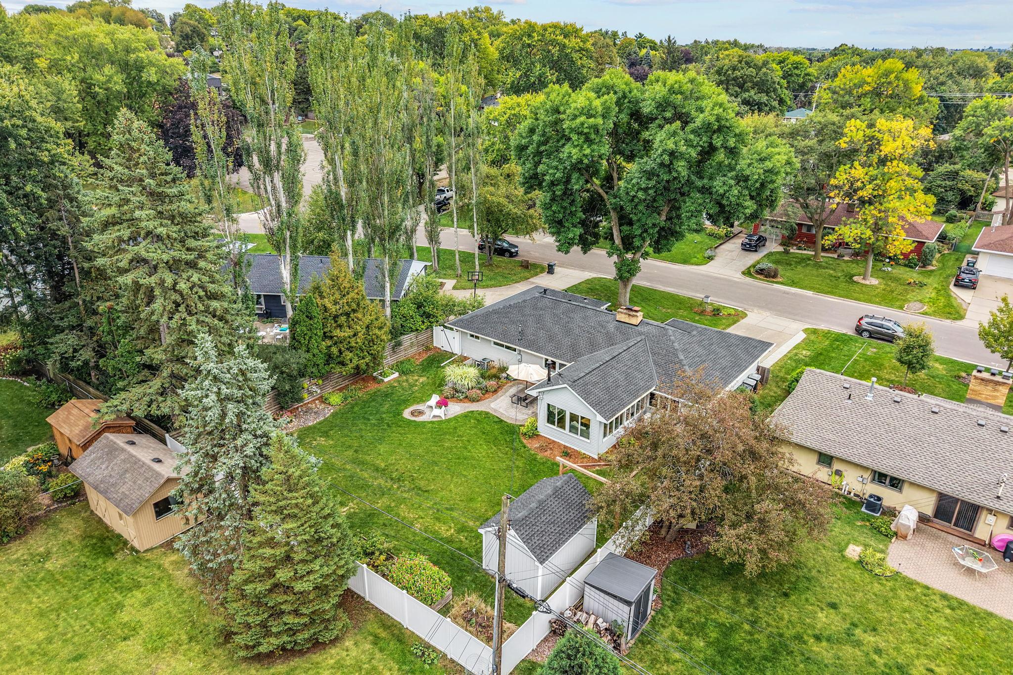 main property photo 18