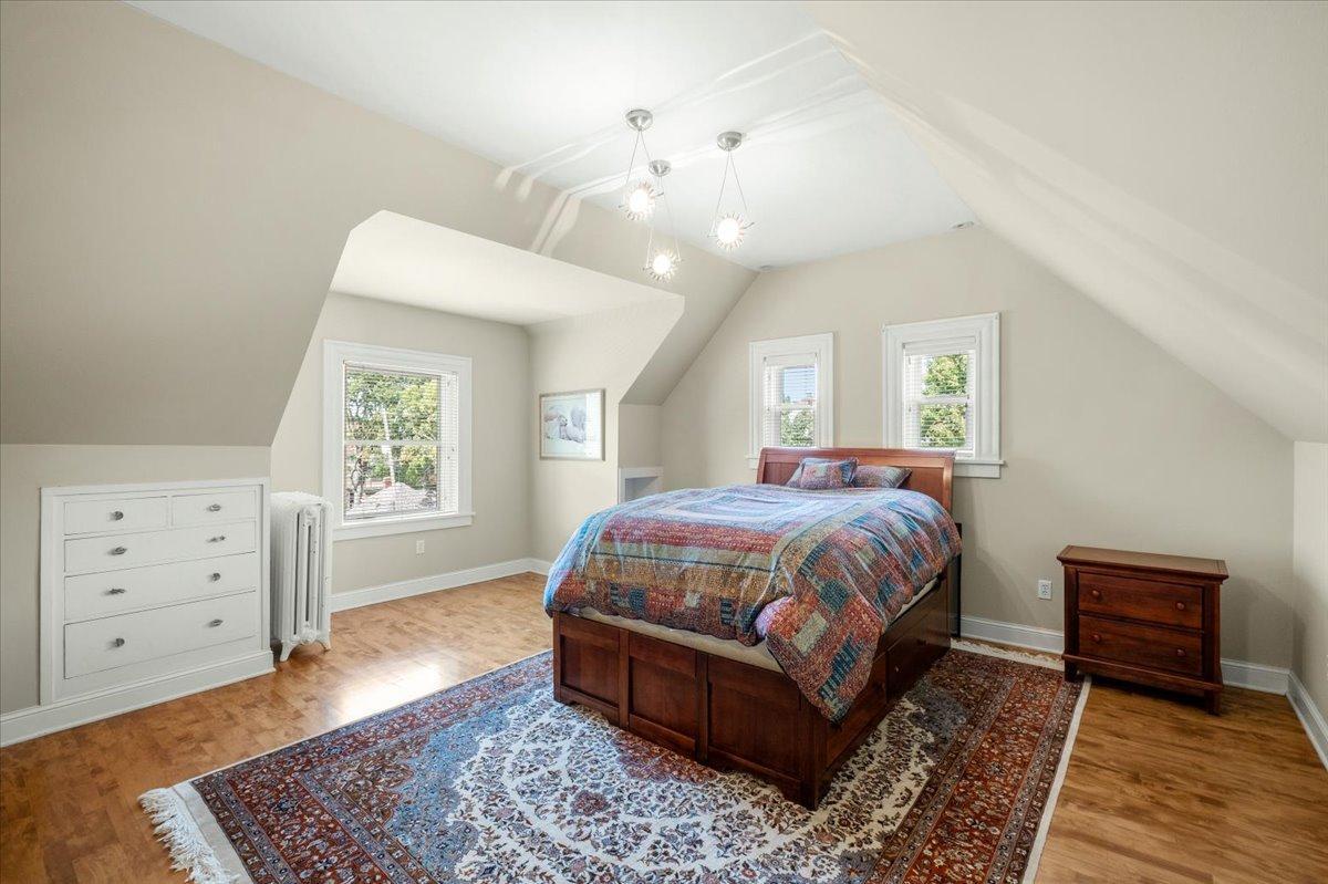 main property photo 79