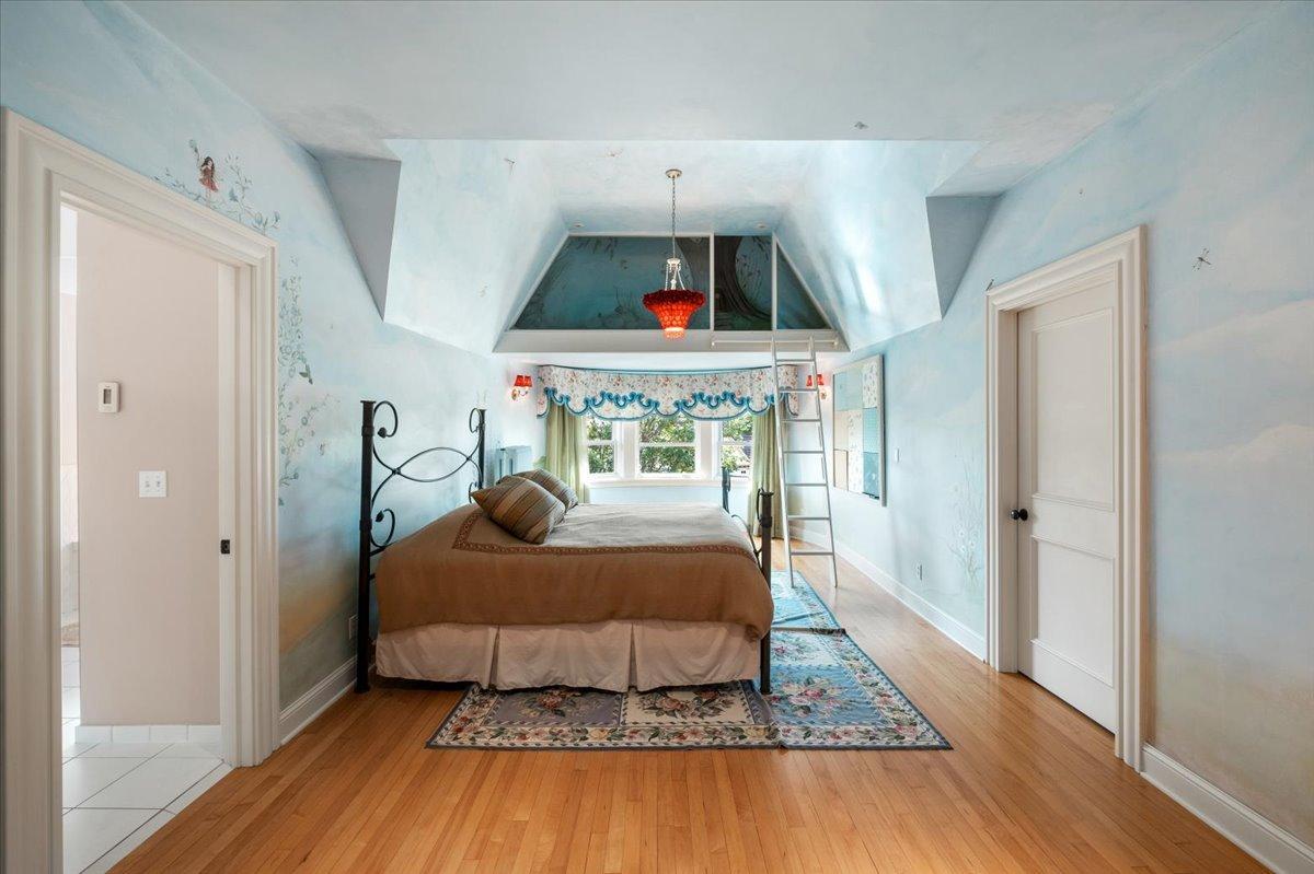 main property photo 81