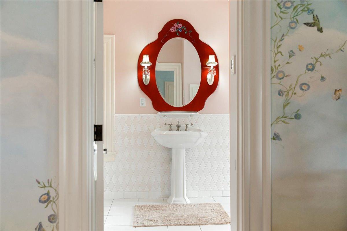 main property photo 84