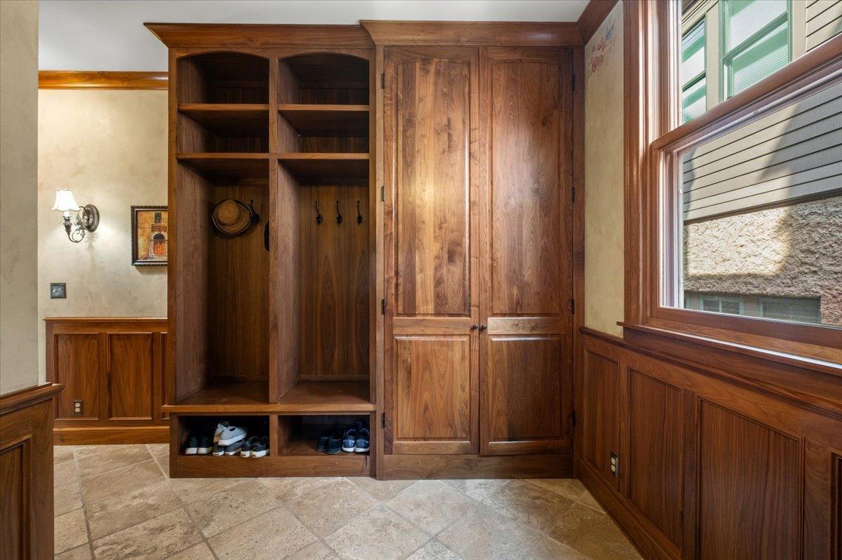 main property photo 88