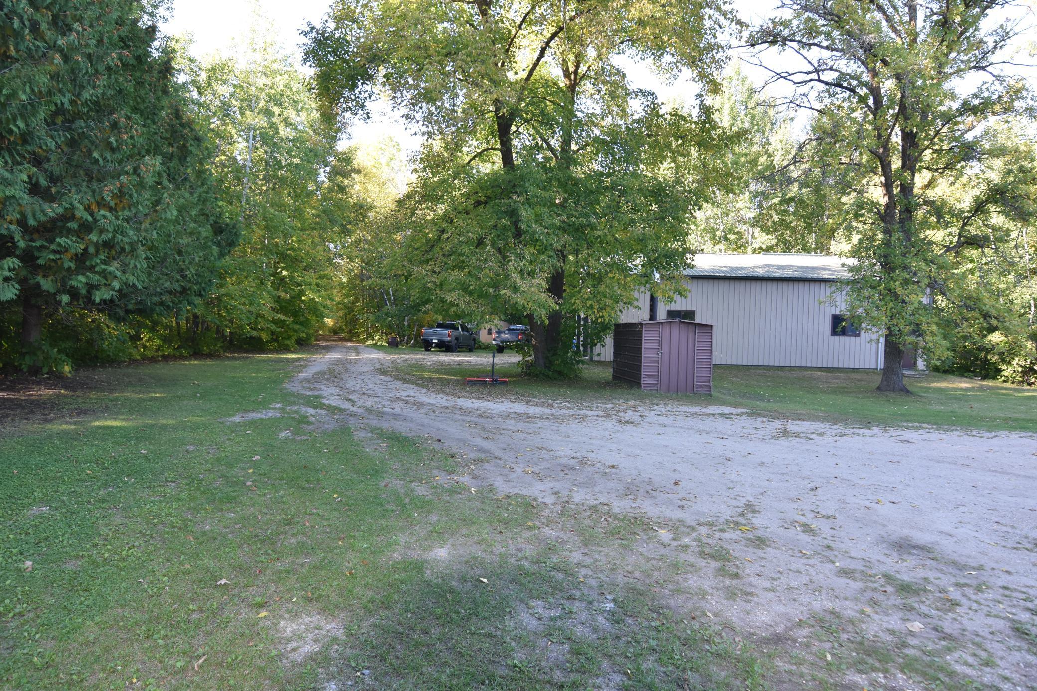 main property photo 39