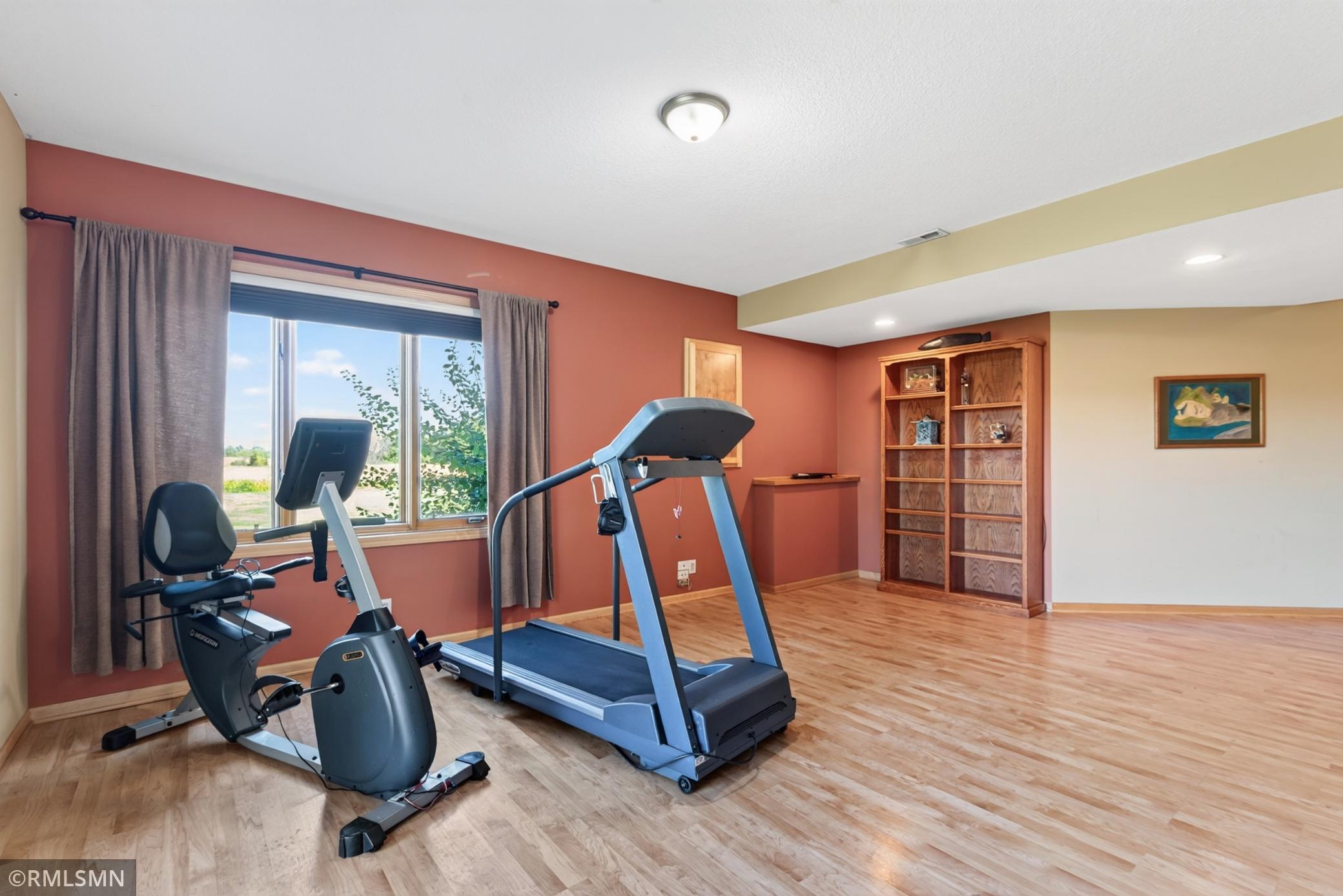 main property photo 50