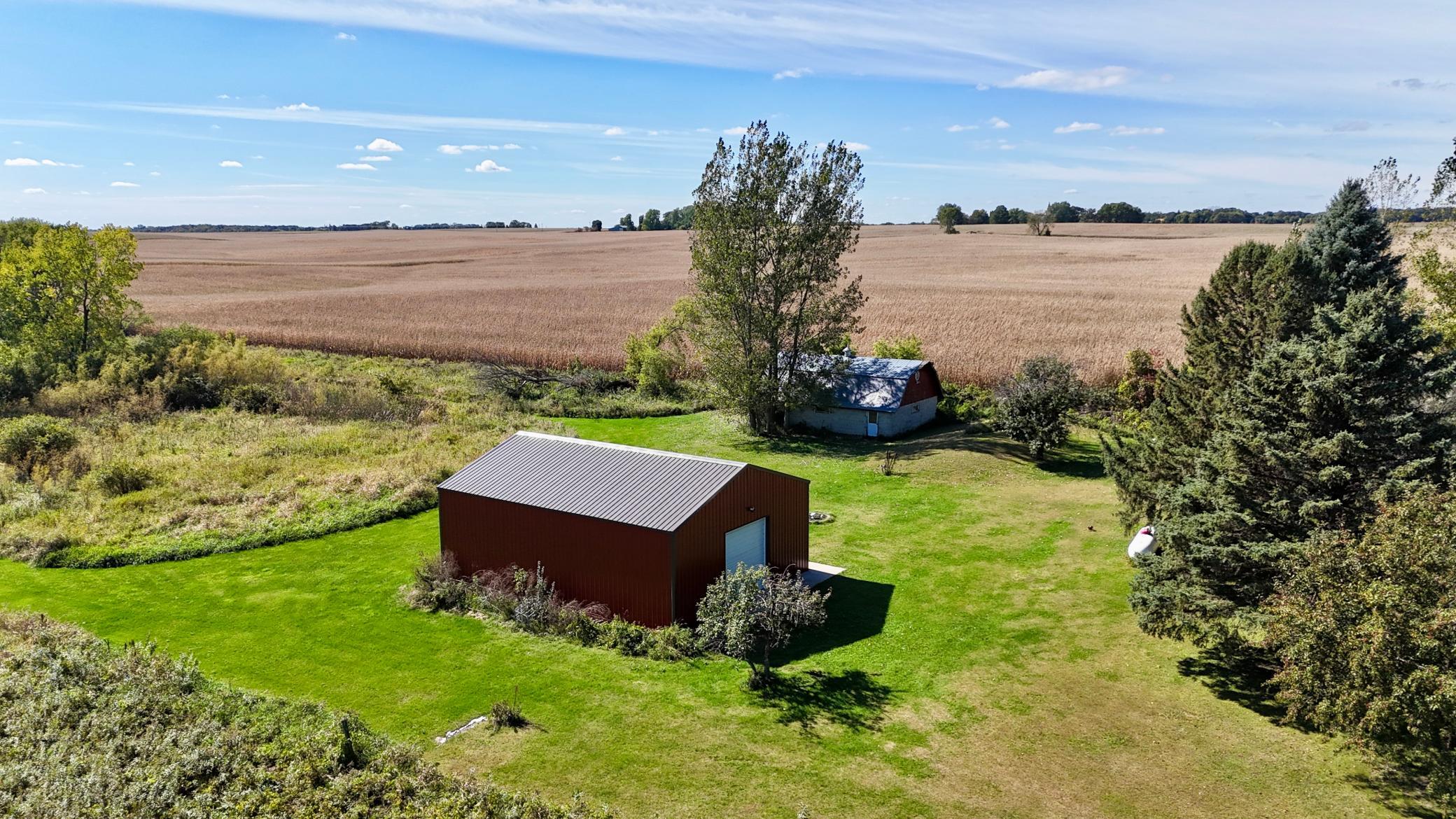main property photo 18