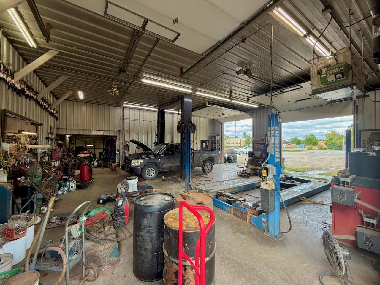 main property photo 9