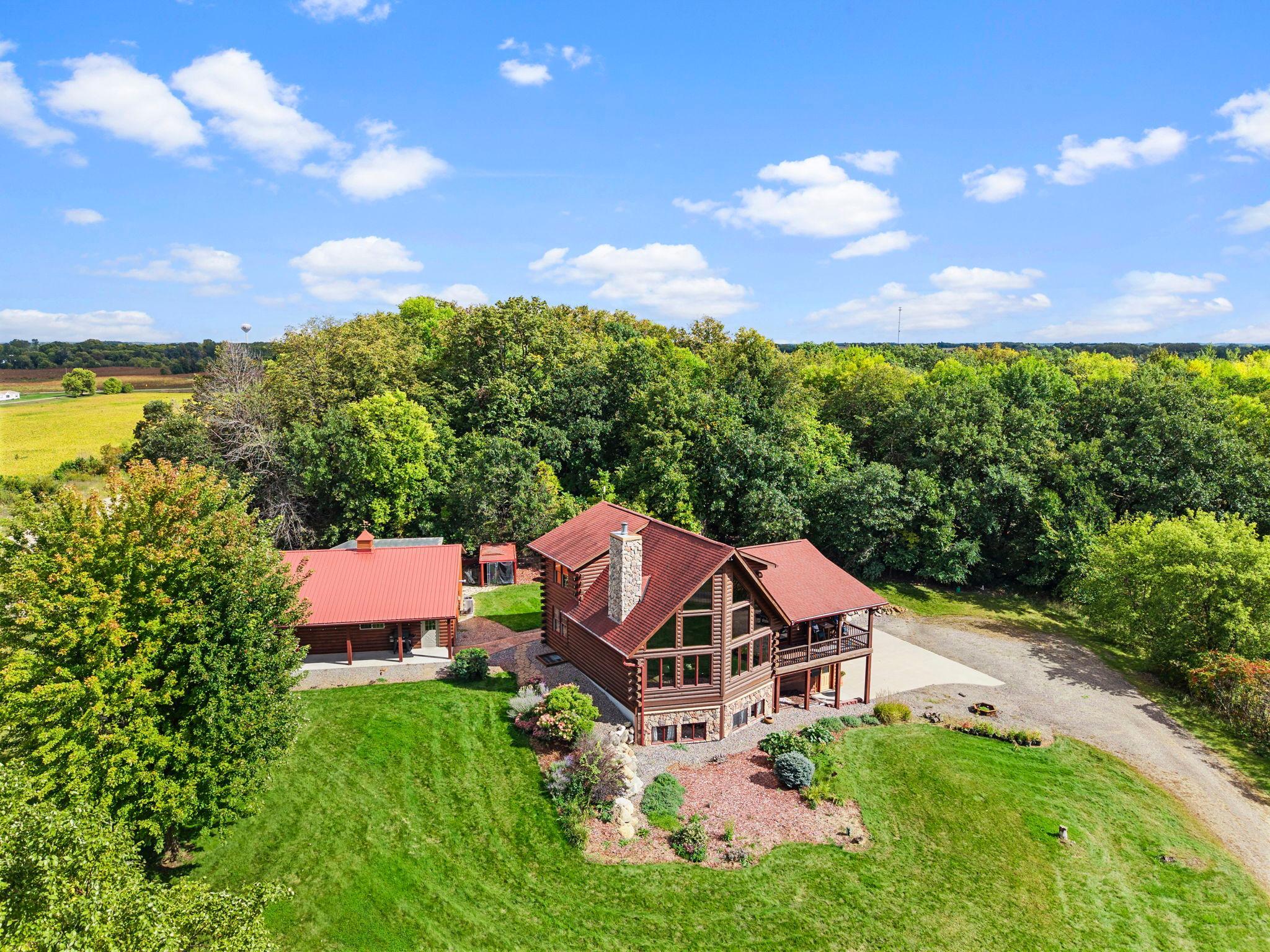 main property photo 10