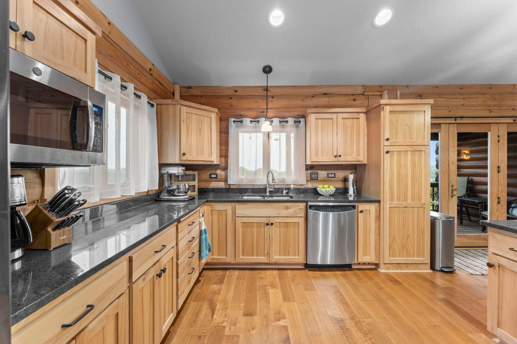 main property photo 26