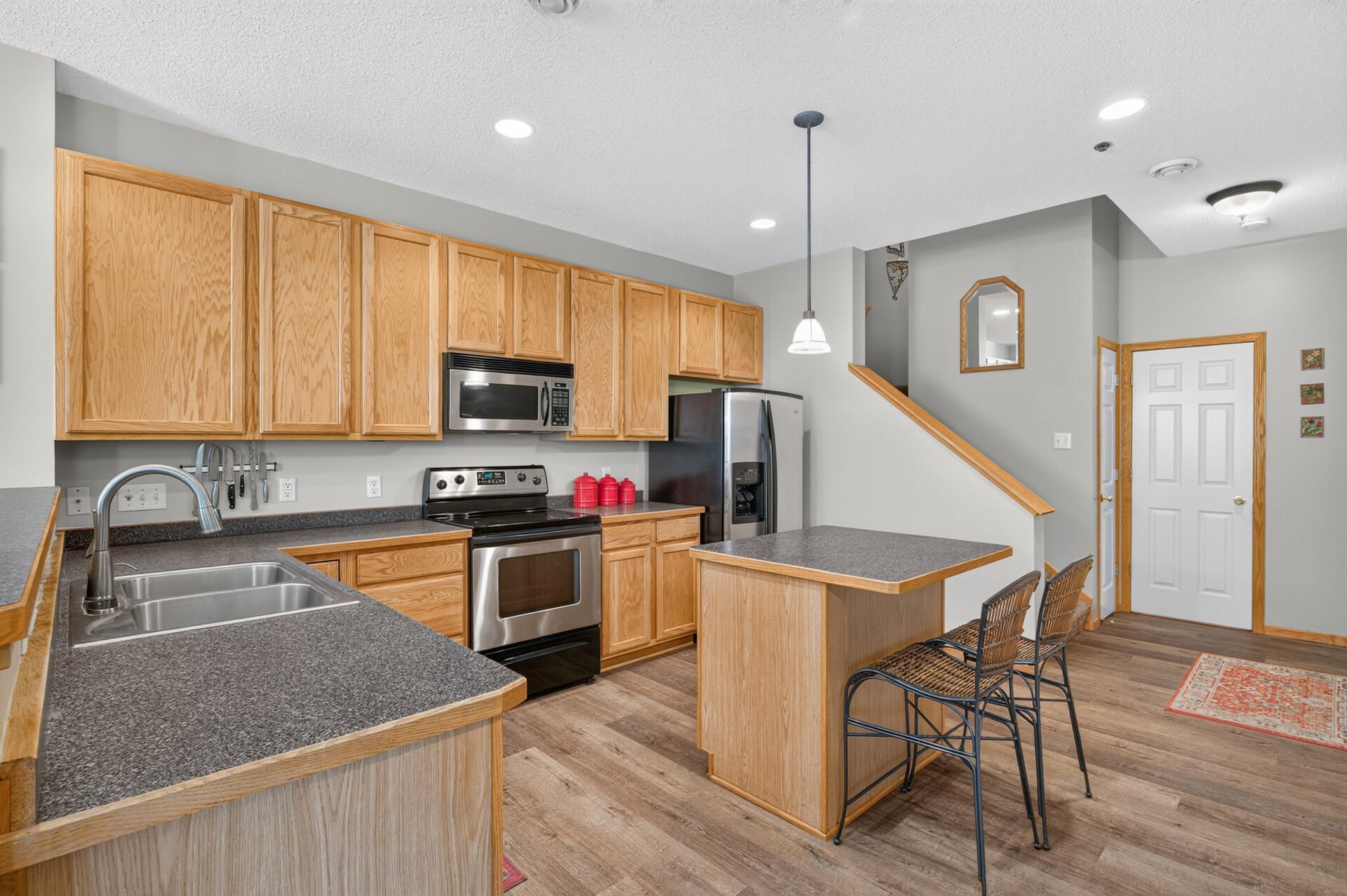 main property photo 15