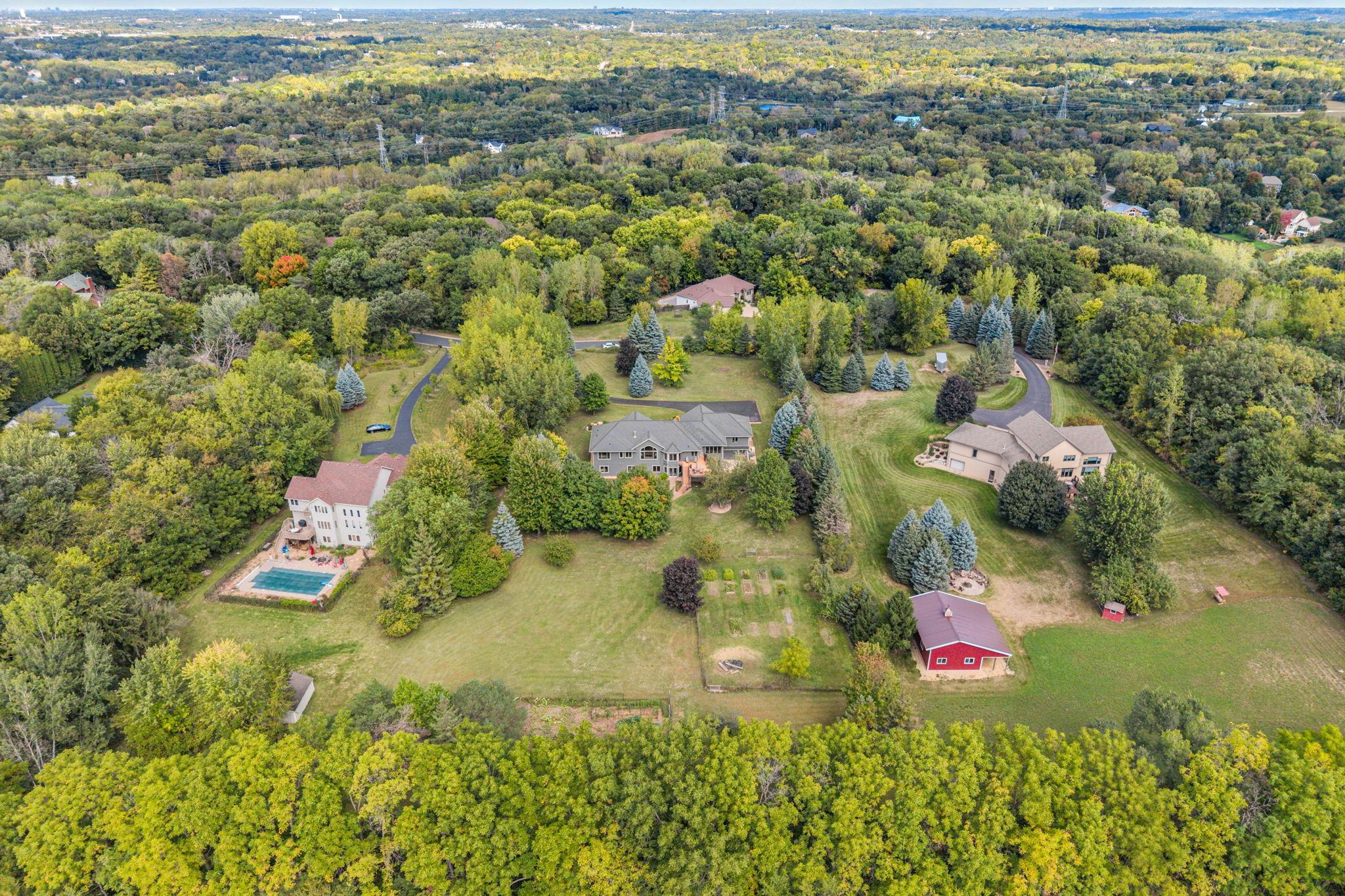 main property photo 14