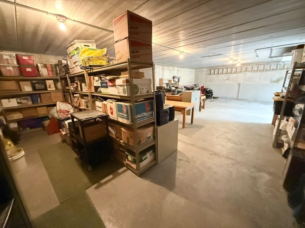 main property photo 63