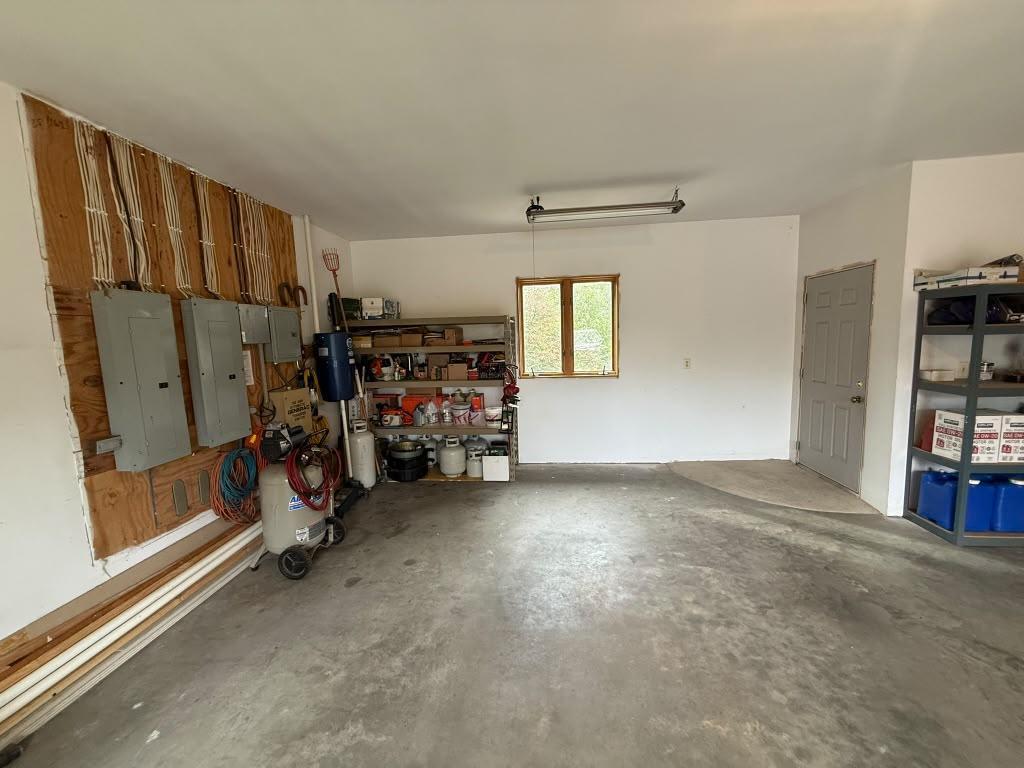 main property photo 66