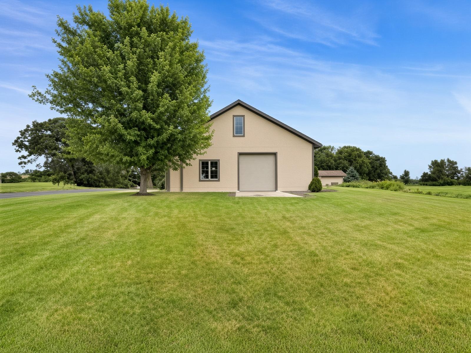 main property photo 12