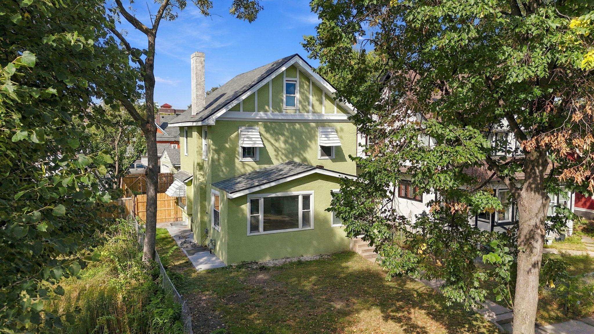 main property photo 33