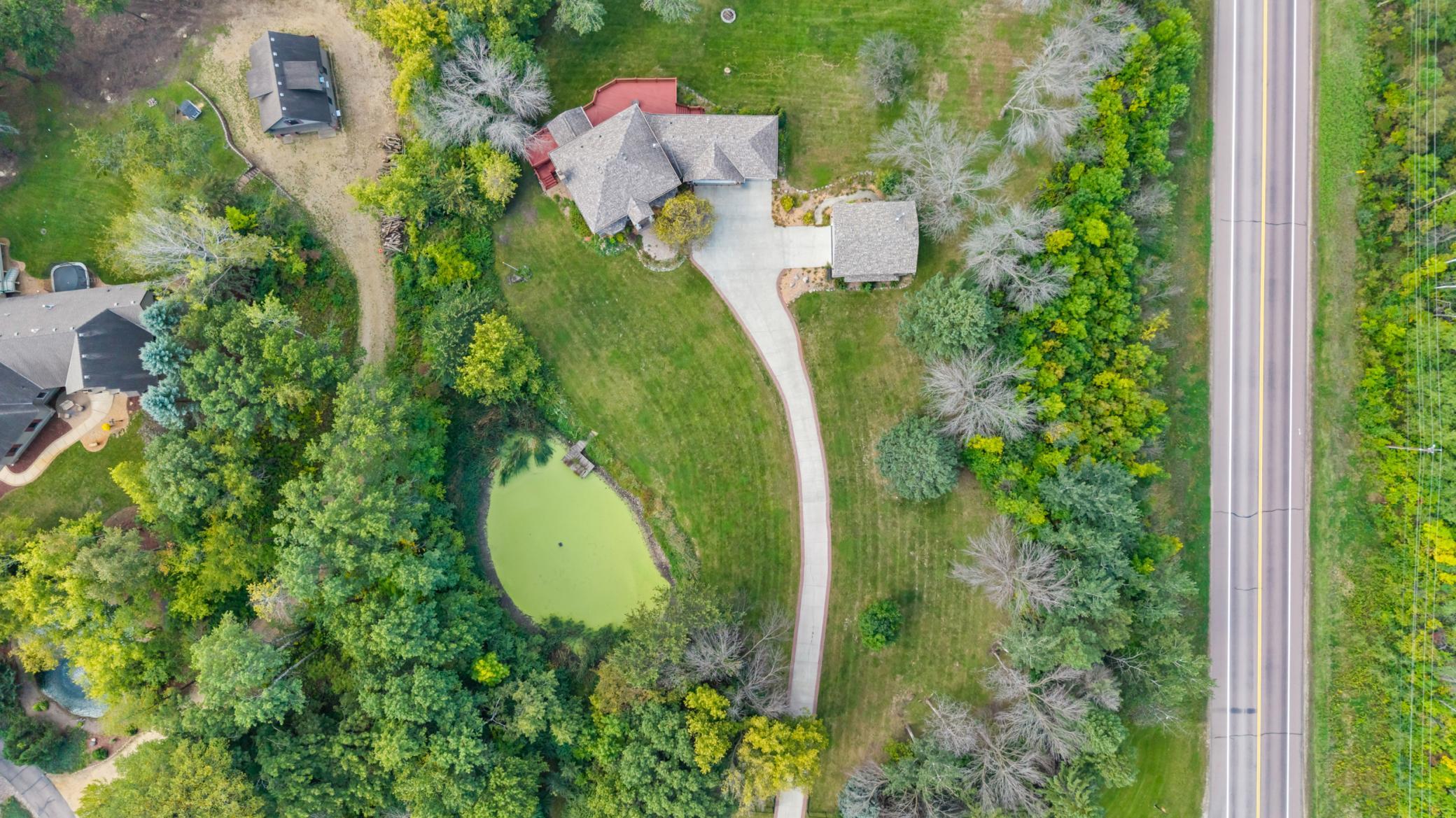 main property photo 3